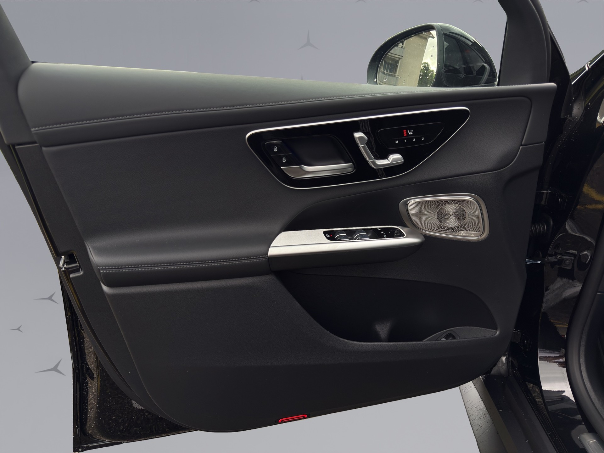 MERCEDES-BENZ GLC 200 AMG Line 4matic-image-21