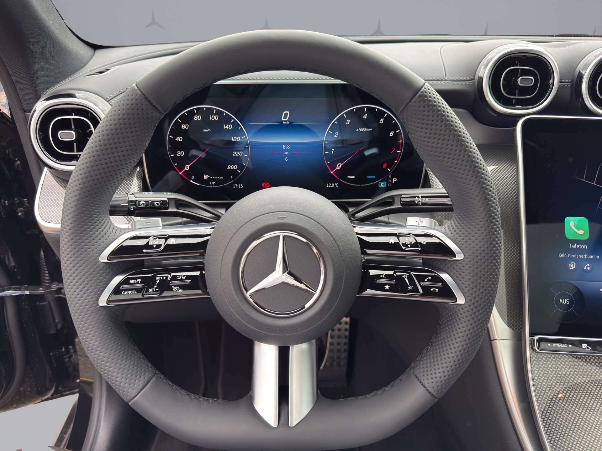 MERCEDES-BENZ GLC 200 AMG Line 4matic-image-9