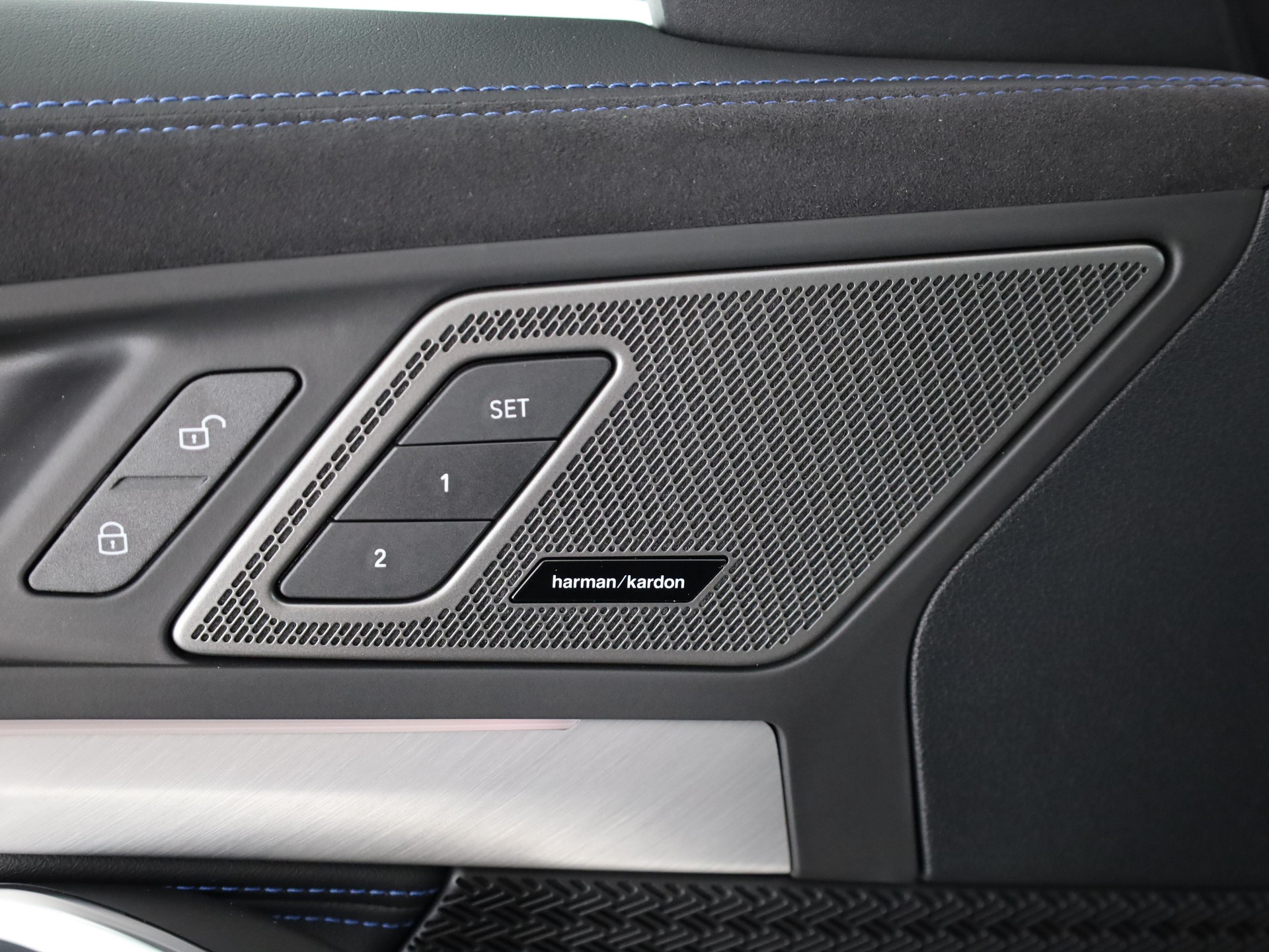 BMW X1 M35i-image-11