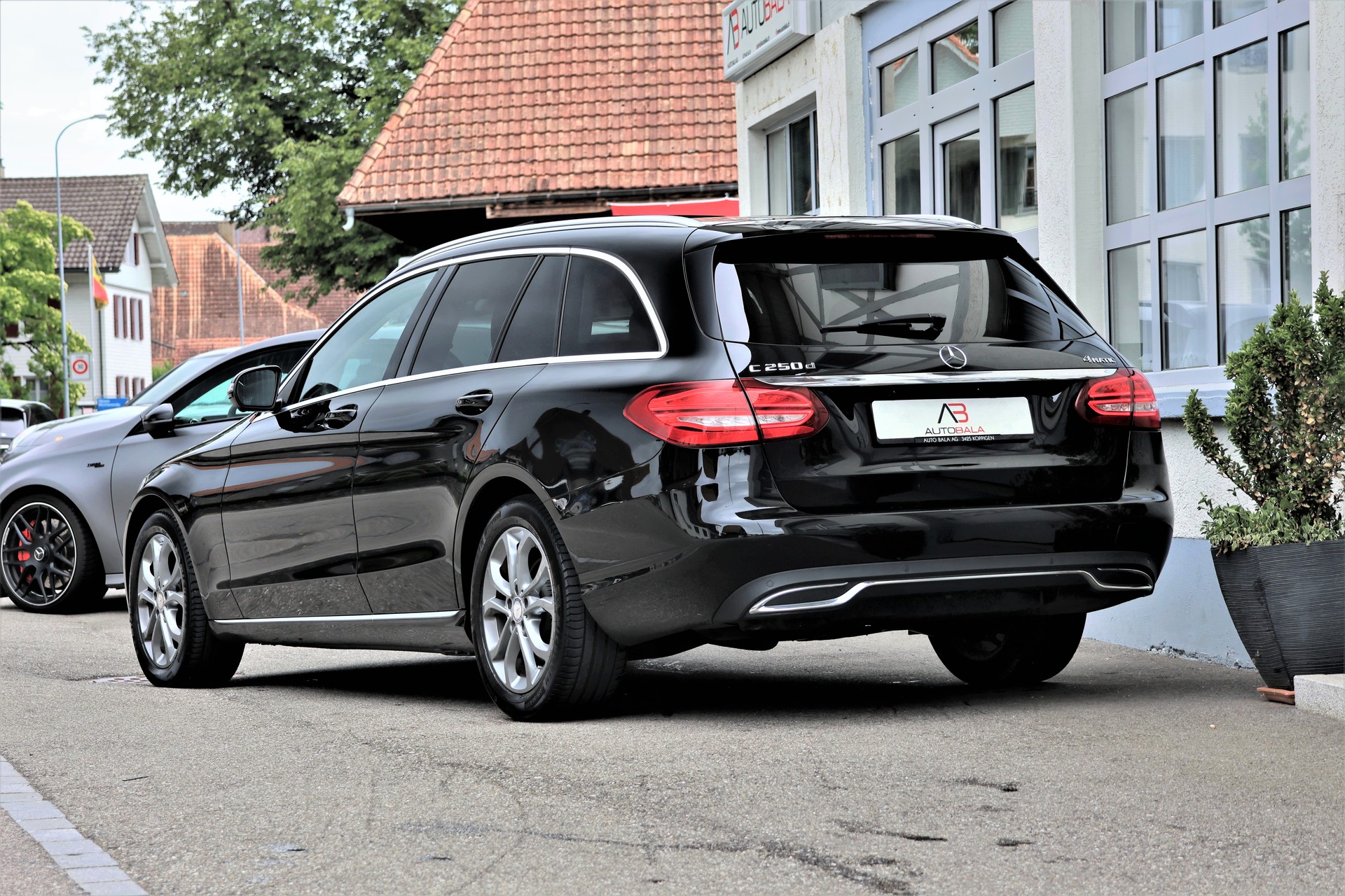 MERCEDES-BENZ C 250 BlueTEC Avantgarde 4Matic 7G-Tronic (CH) + 1.8T AHK-image-2