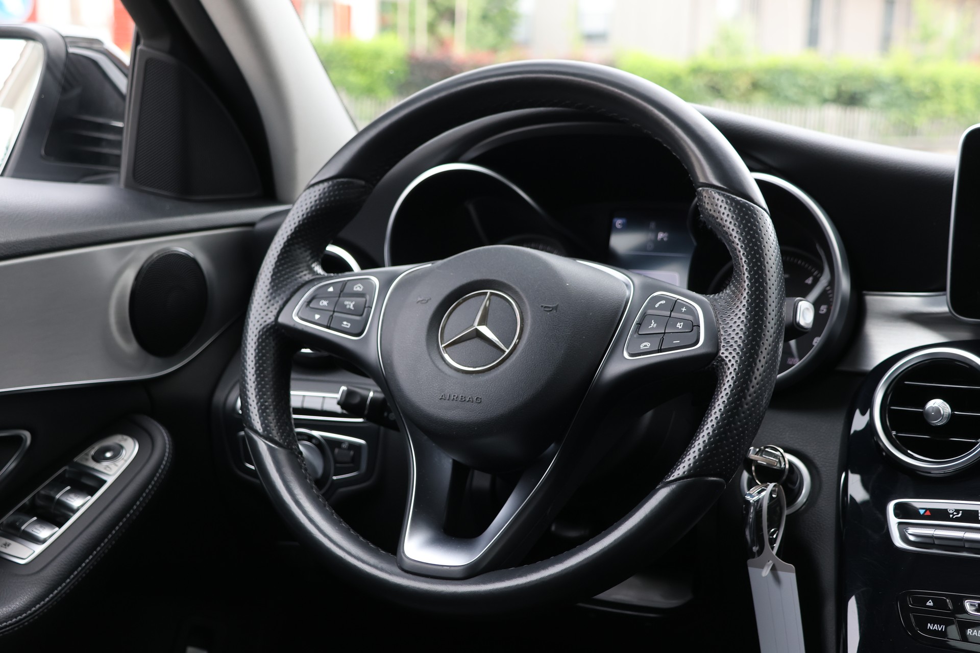 MERCEDES-BENZ C 250 BlueTEC Avantgarde 4Matic 7G-Tronic (CH) + 1.8T AHK-image-13