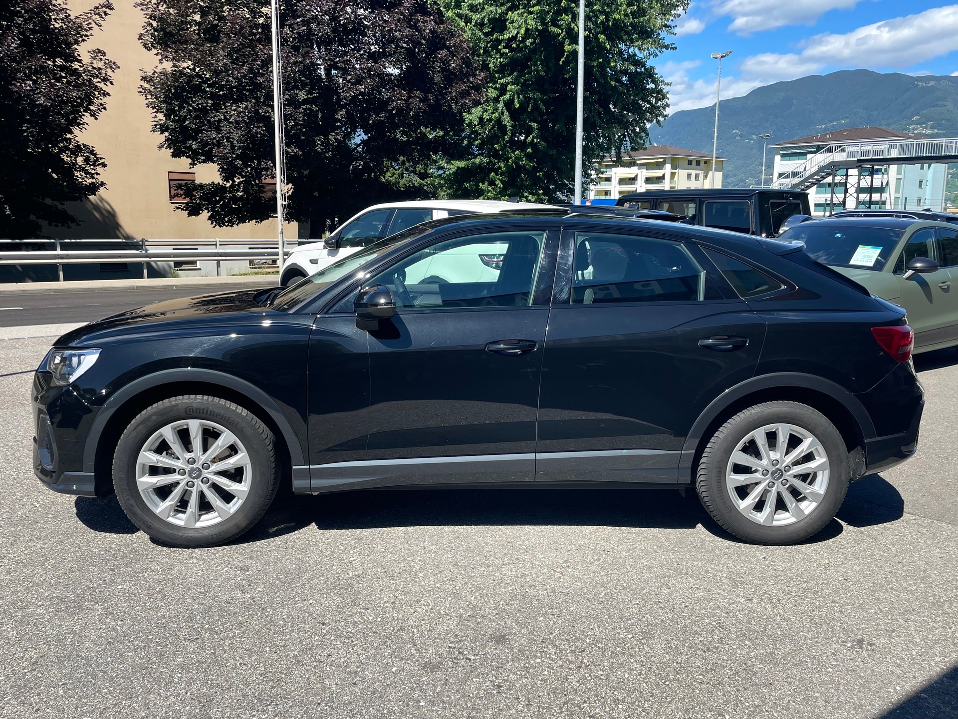 AUDI Q3 35 TDI S-tronic-image-6