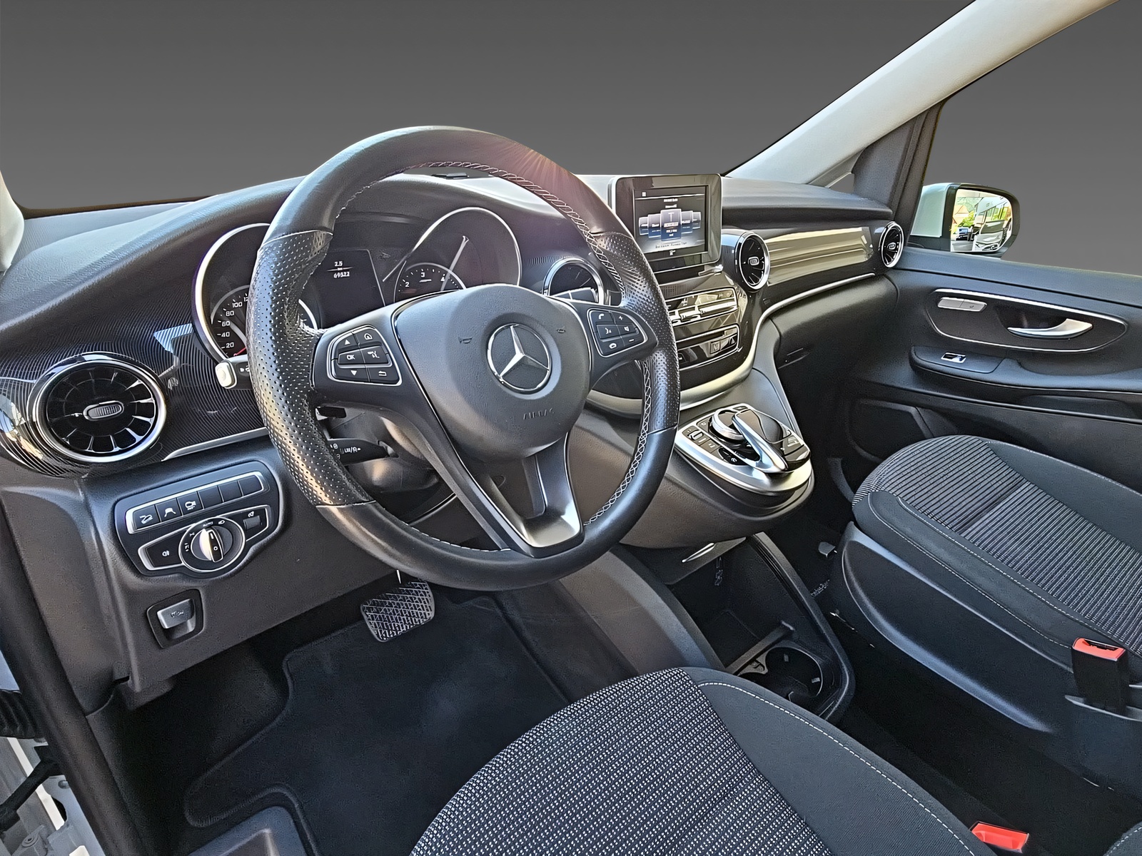 MERCEDES-BENZ V 250 d 4Matic Trend Lang-image-6