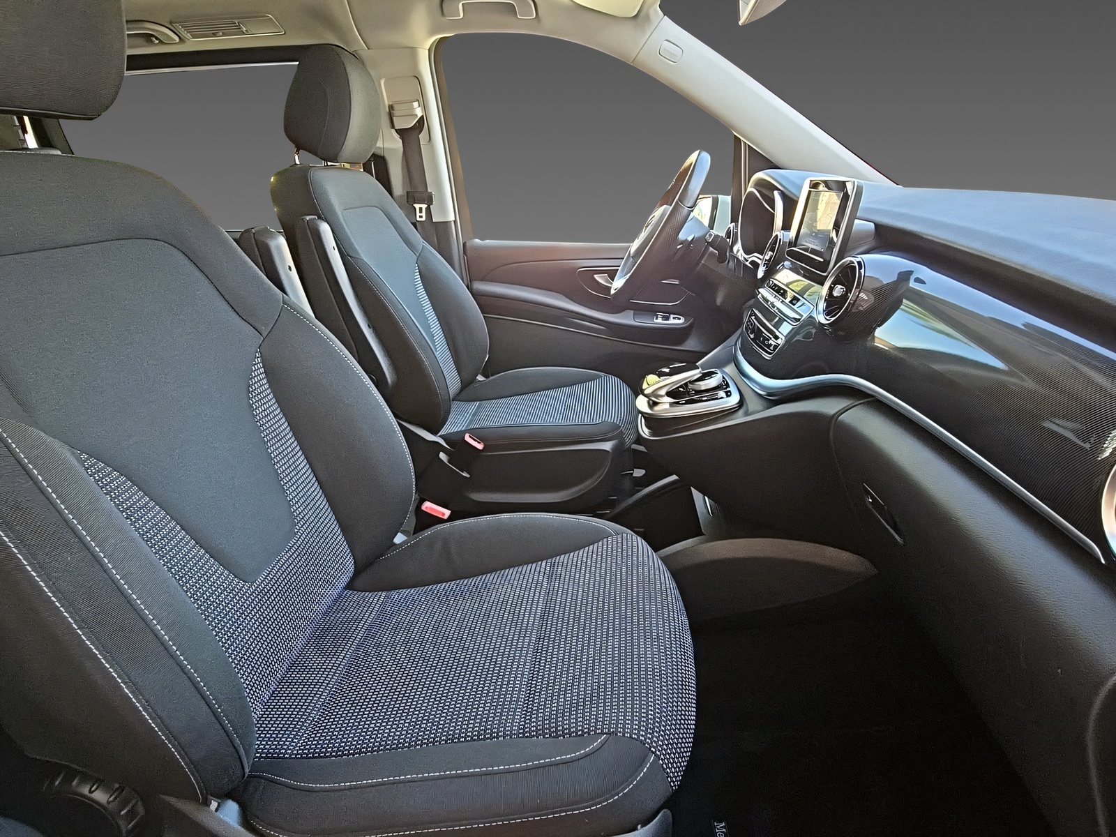 MERCEDES-BENZ V 250 d 4Matic Trend Lang-image-13