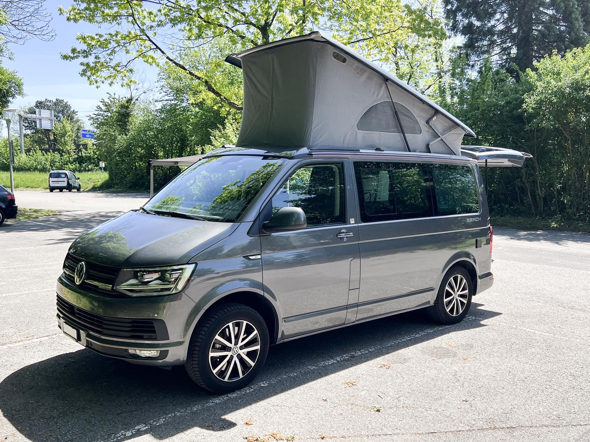 VW California 2.0 TDI 150 Beach Liberty 4Motion-image-1