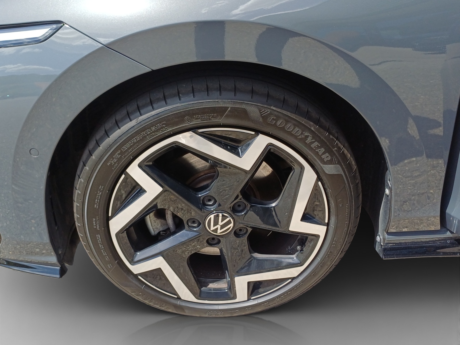 VW Golf Variant 2.0 TSI R-Line DSG 4 Motion-image-13
