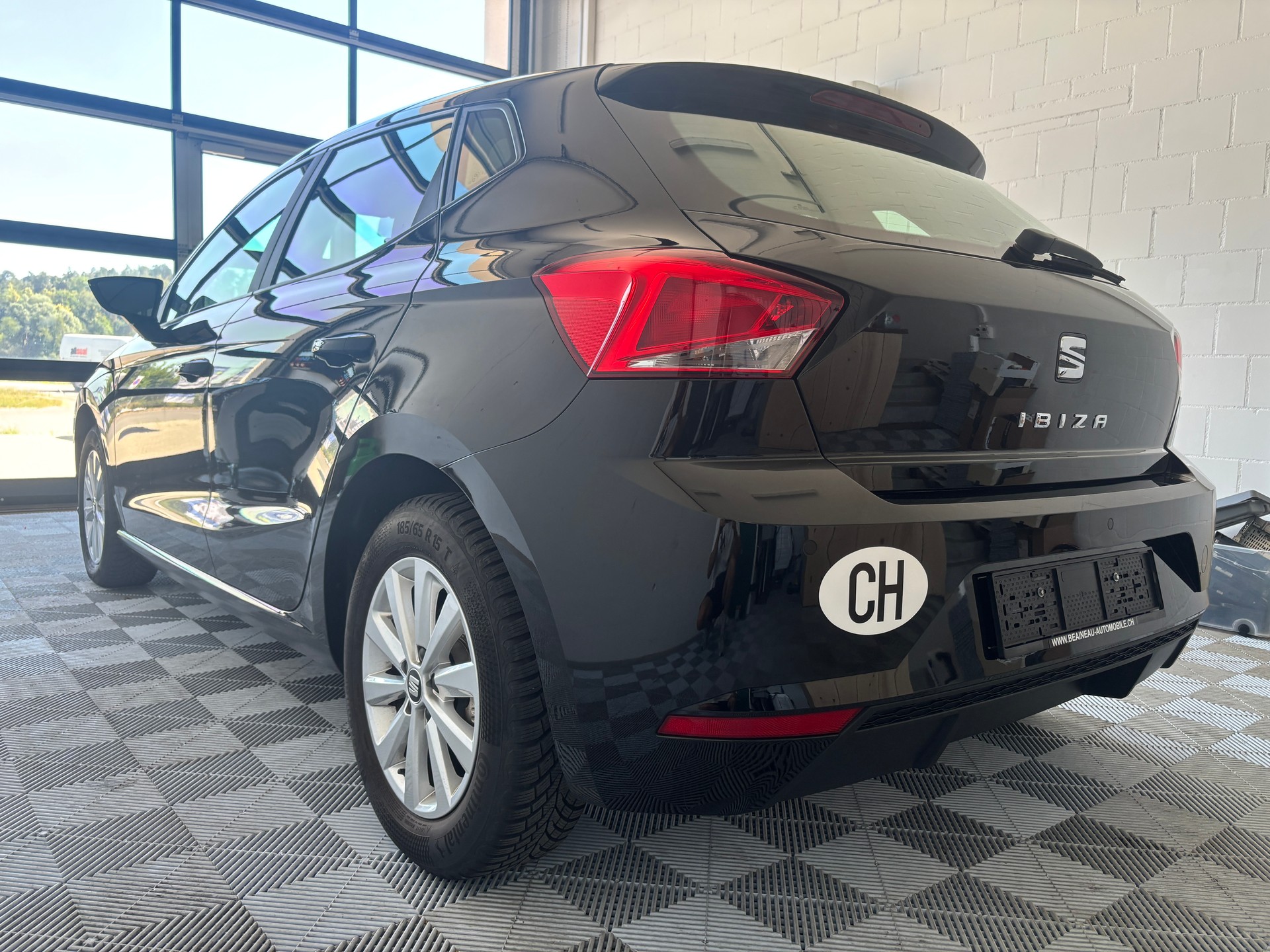 SEAT Ibiza 1.0 EcoTSI Style DSG-image-3