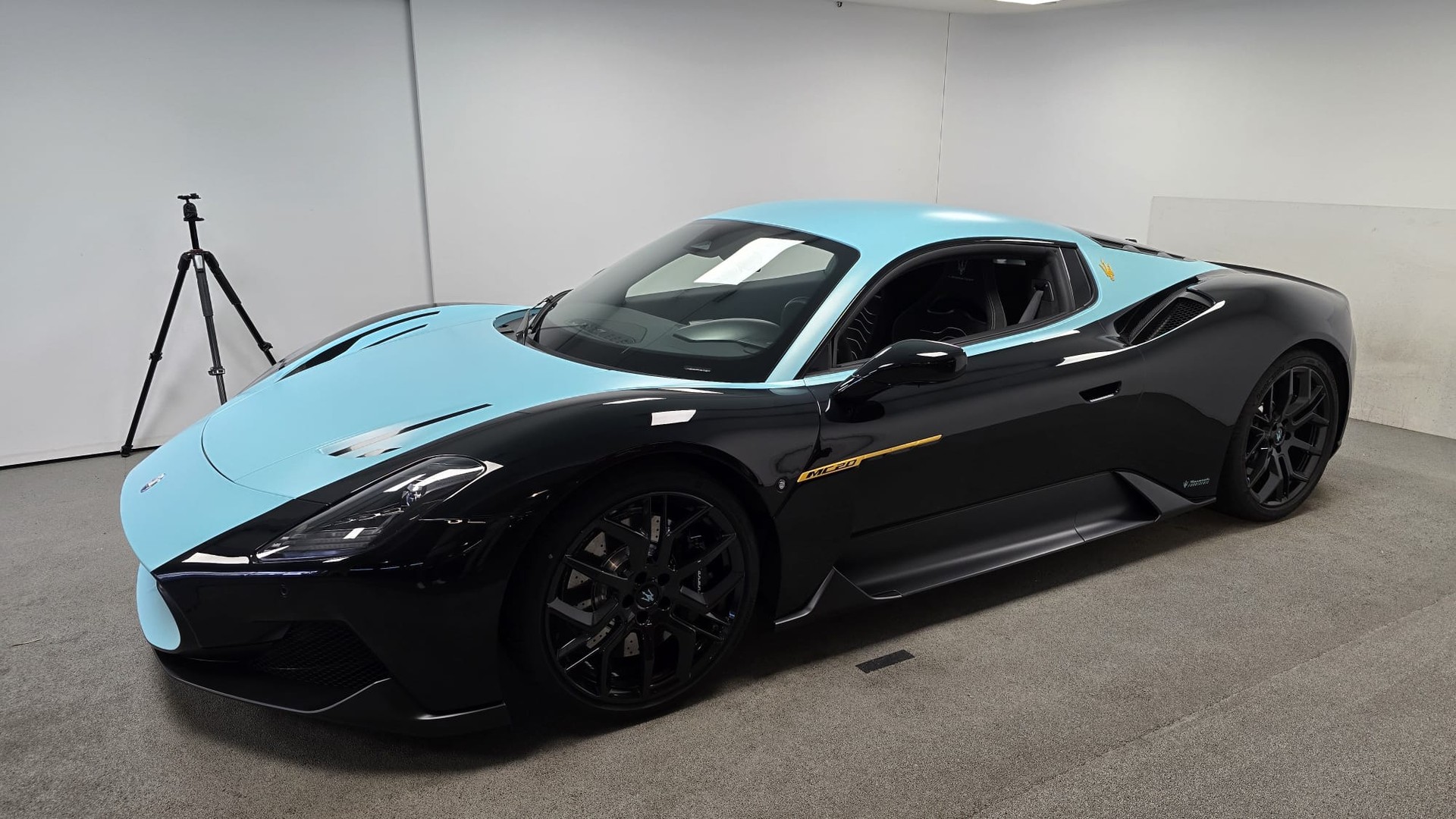 MASERATI MC20 Versione Speciale Fuoriserie 1 di 20-image-0