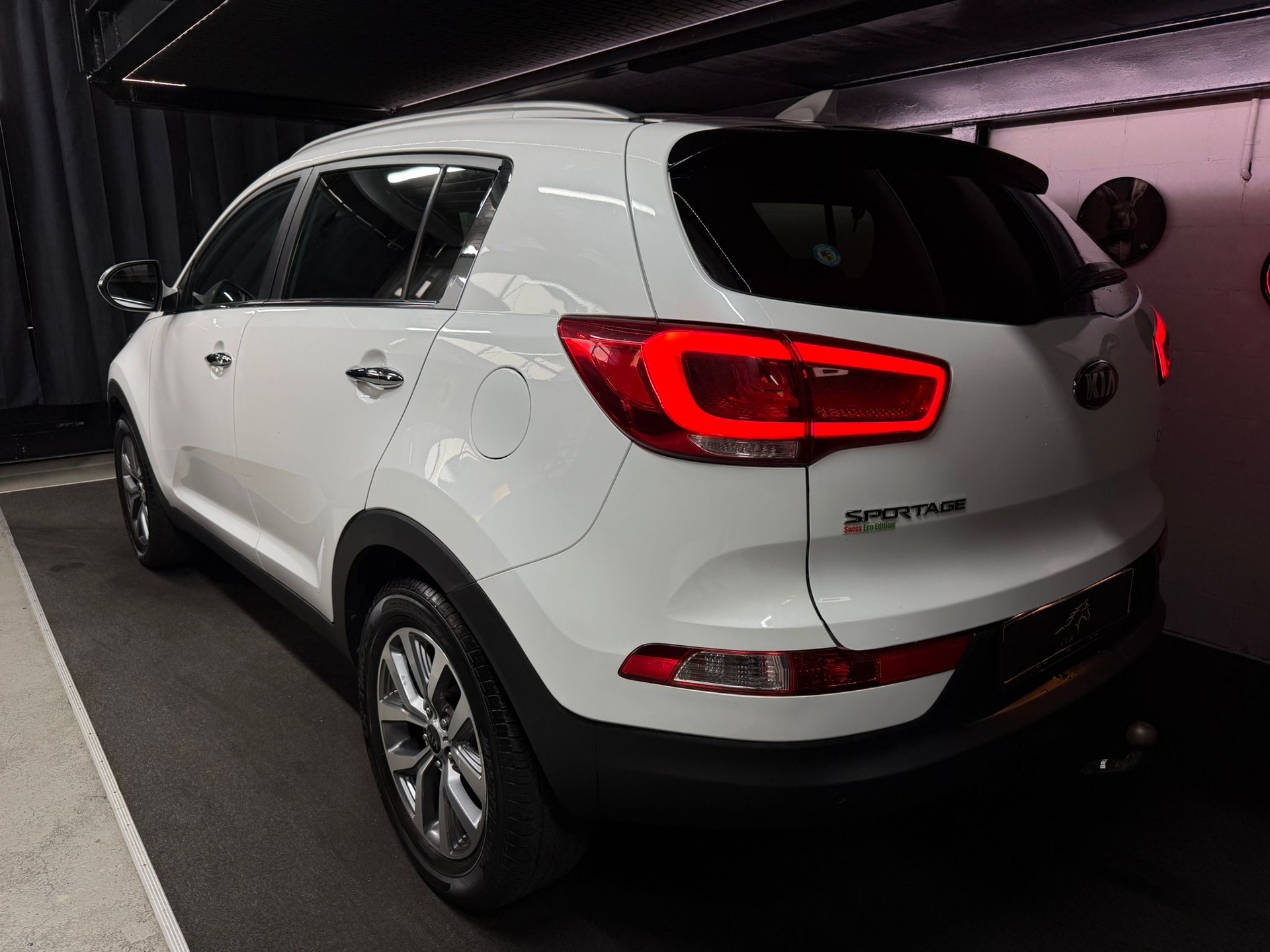 KIA Sportage 1.7 CRDi Swiss Eco Edition-image-4
