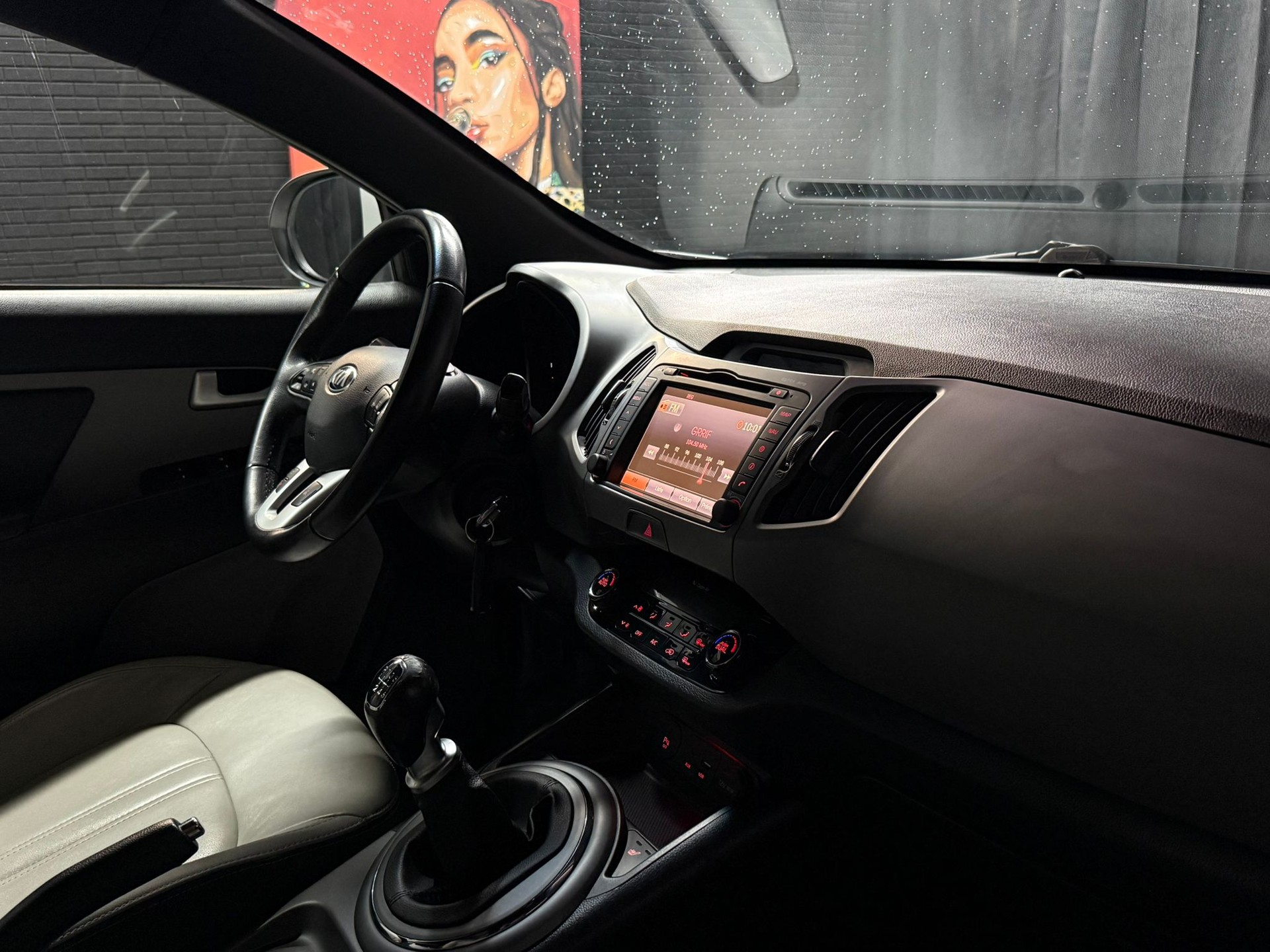 KIA Sportage 1.7 CRDi Swiss Eco Edition-image-11