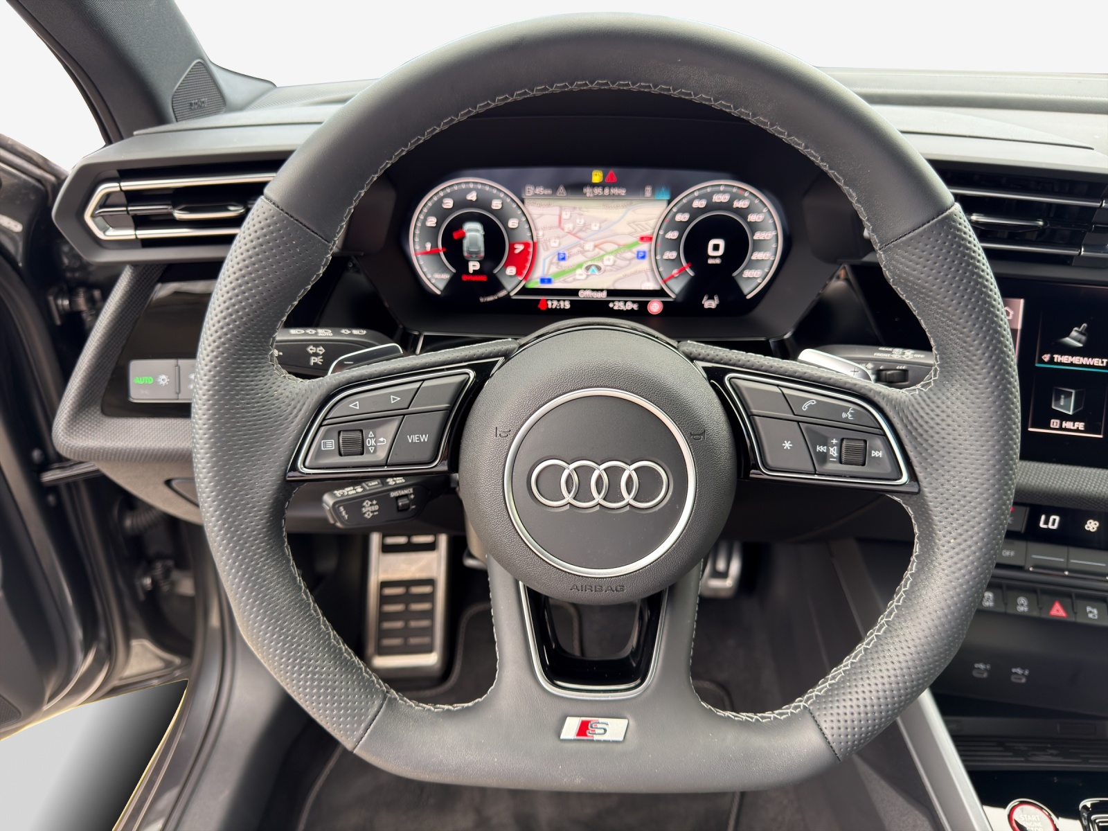 AUDI S3 Sportback TFSI quattro S-tronic-image-9