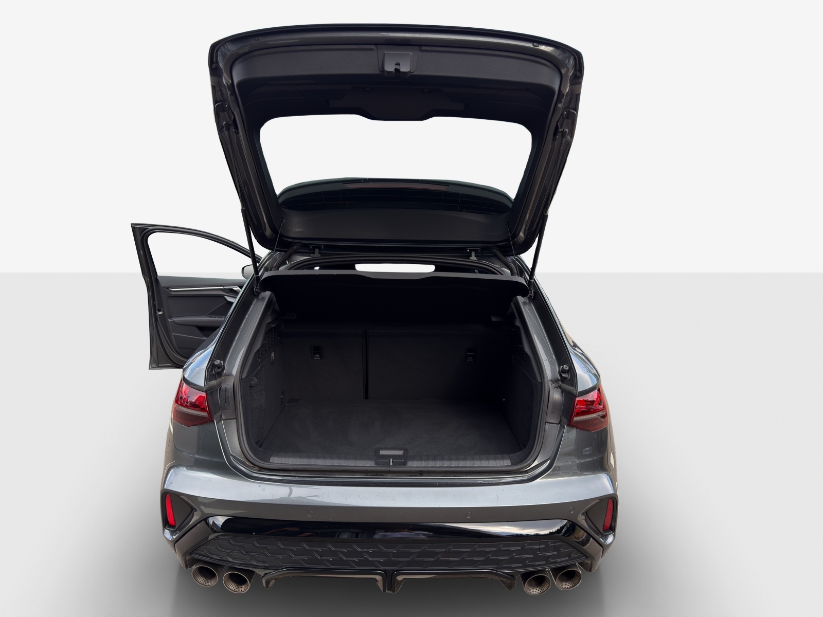 AUDI S3 Sportback TFSI quattro S-tronic-image-12