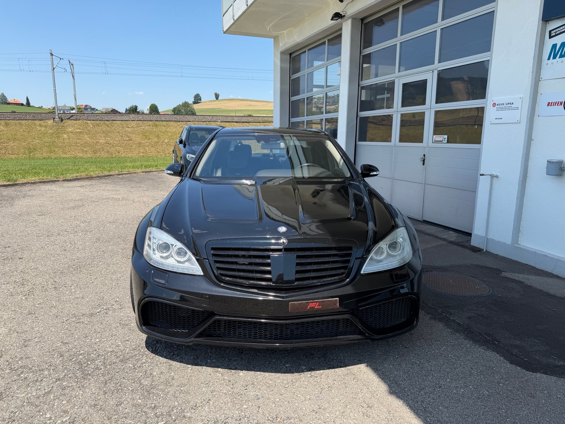 MERCEDES-BENZ S 63 AMG 7G-Tronic-image-2