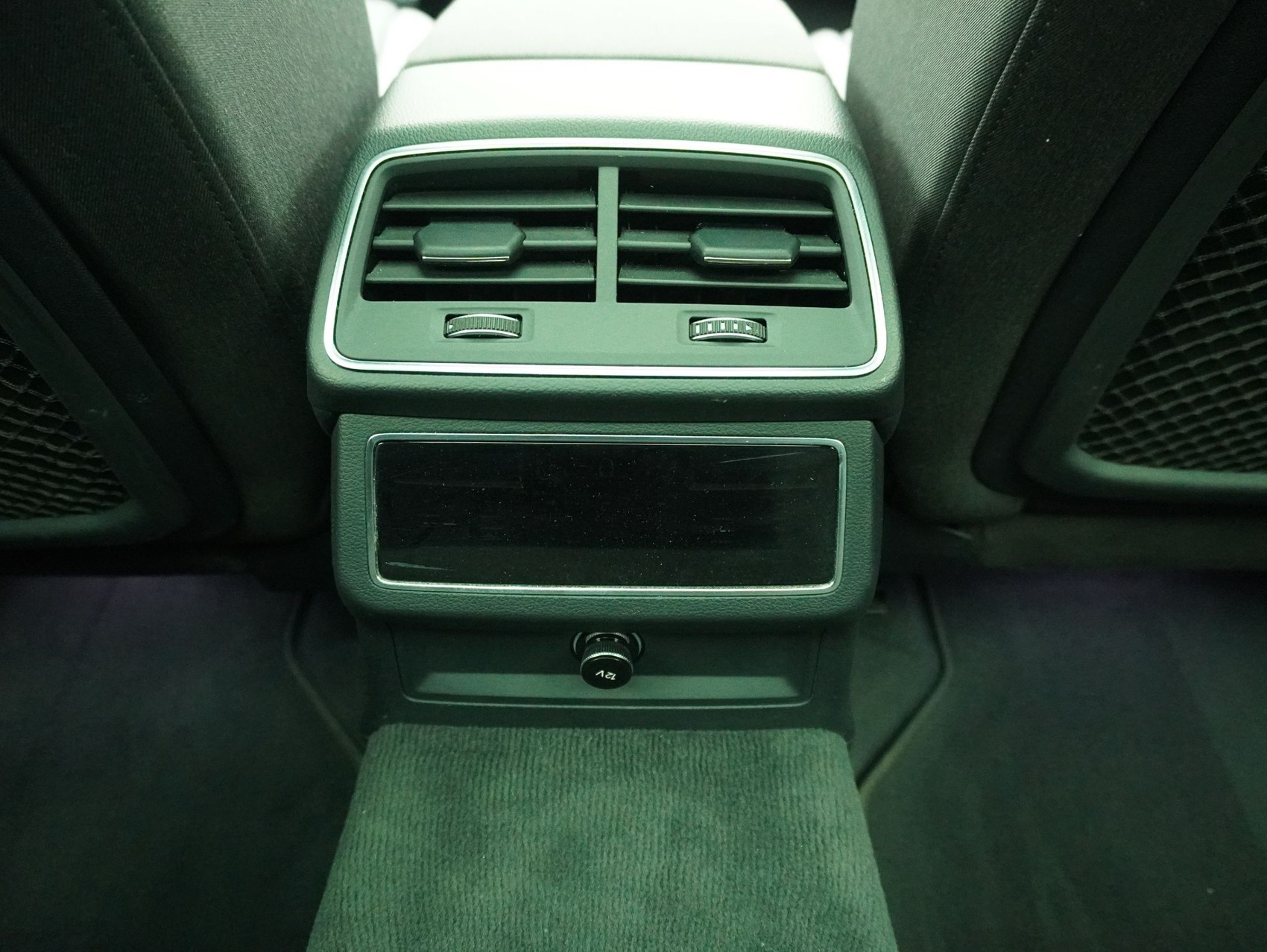 AUDI A6 Avant 45 TFSI Sport quattro S-Tronic-image-11