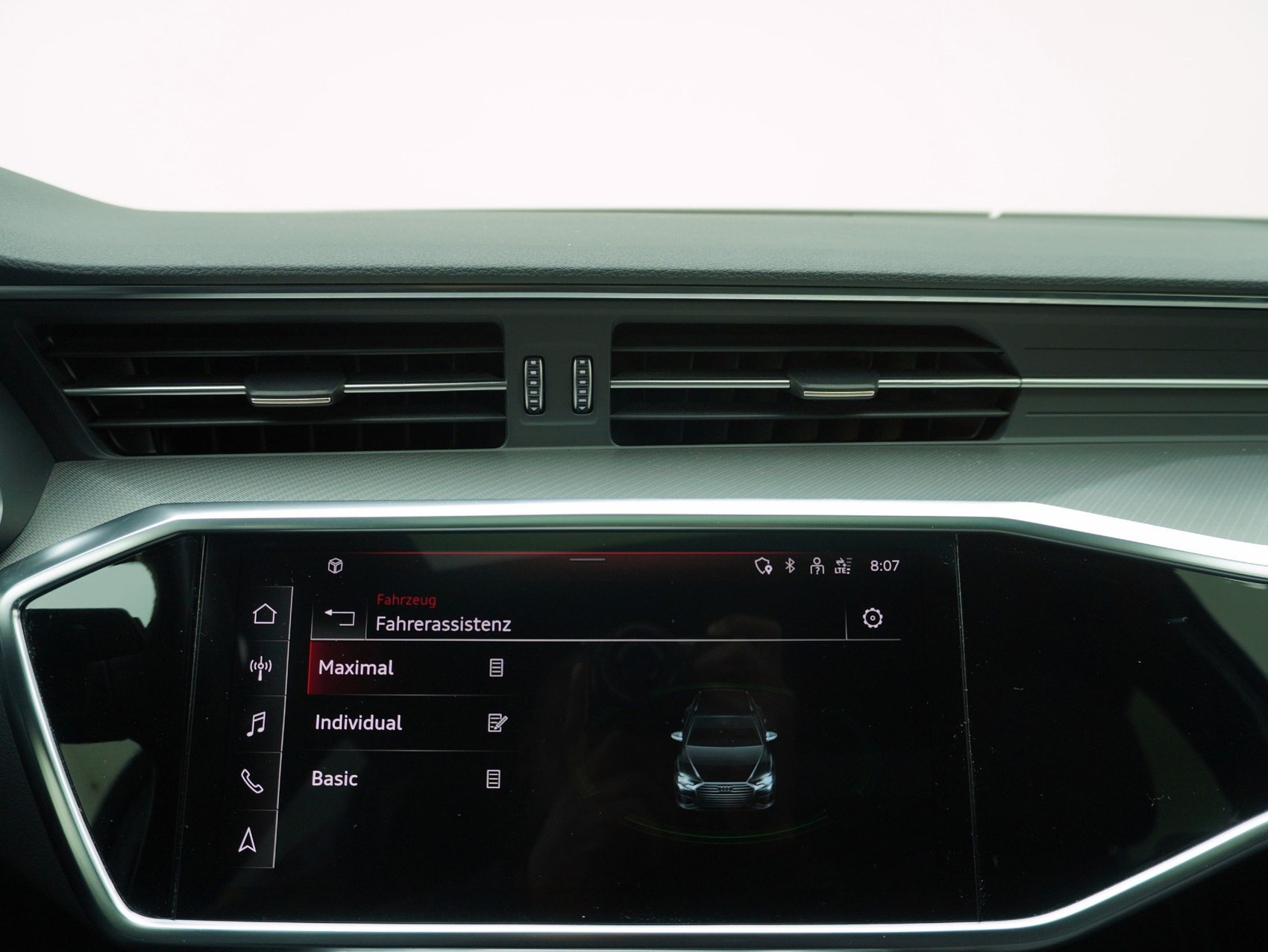 AUDI A6 Avant 45 TFSI Sport quattro S-Tronic-image-21