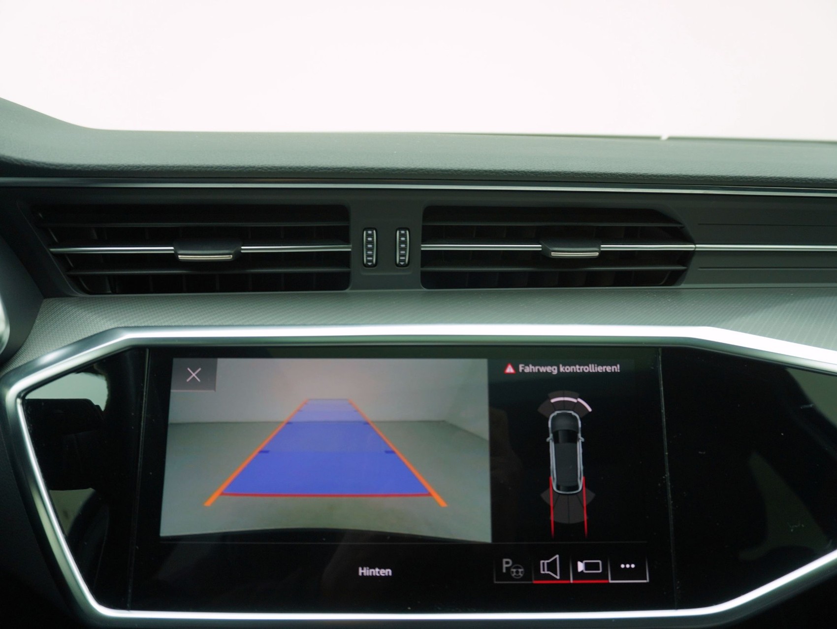 AUDI A6 Avant 45 TFSI Sport quattro S-Tronic-image-19