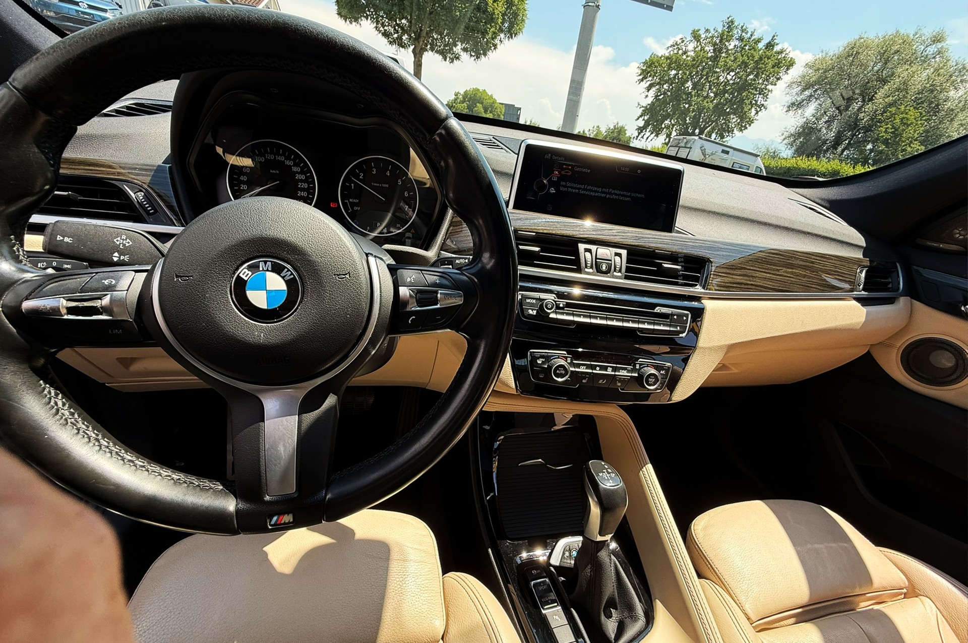 BMW X1 sDrive 18i M Sport Steptronic-image-11