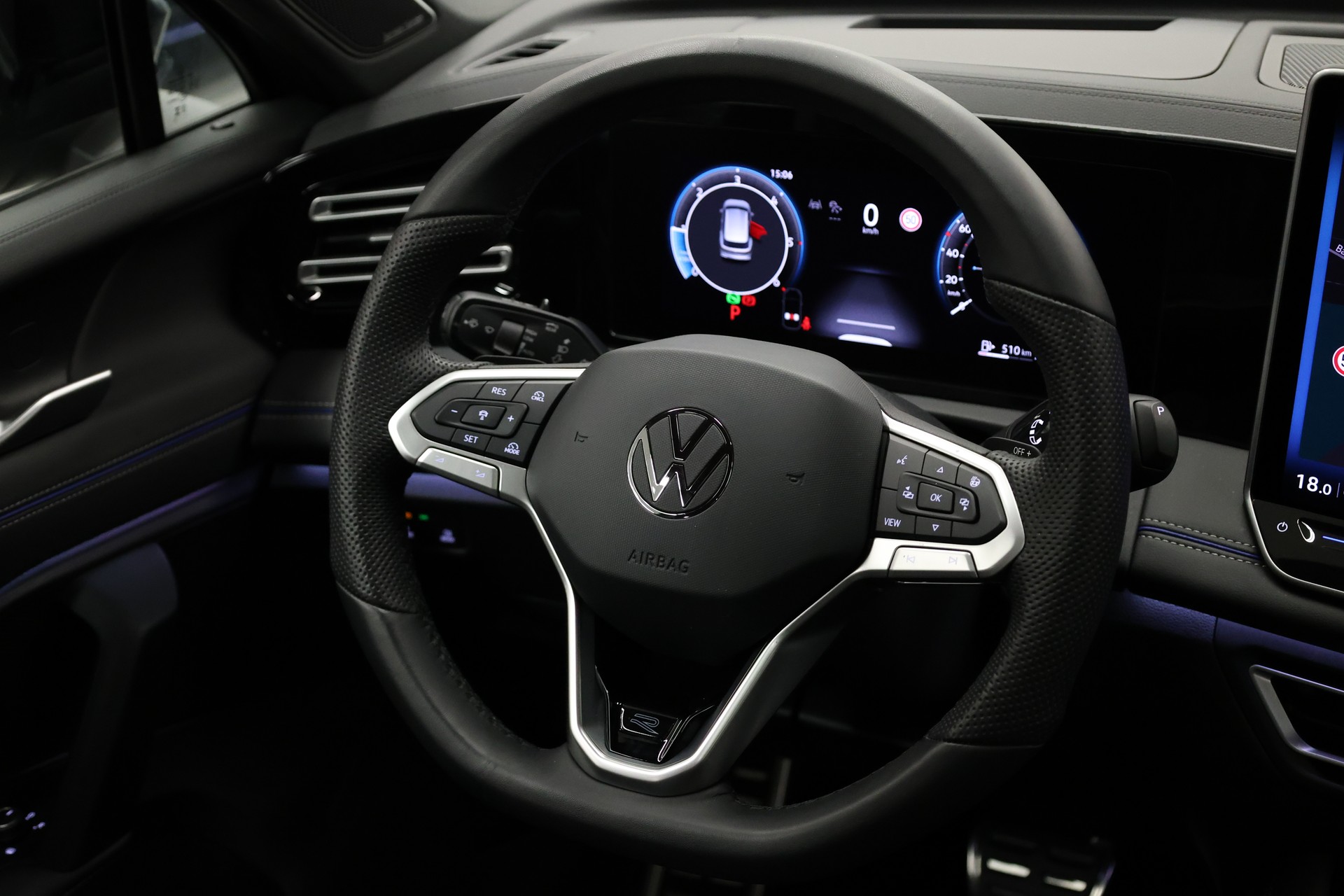 VW Tiguan 2.0 TDI SCR R-Line DSG 4motion-image-22