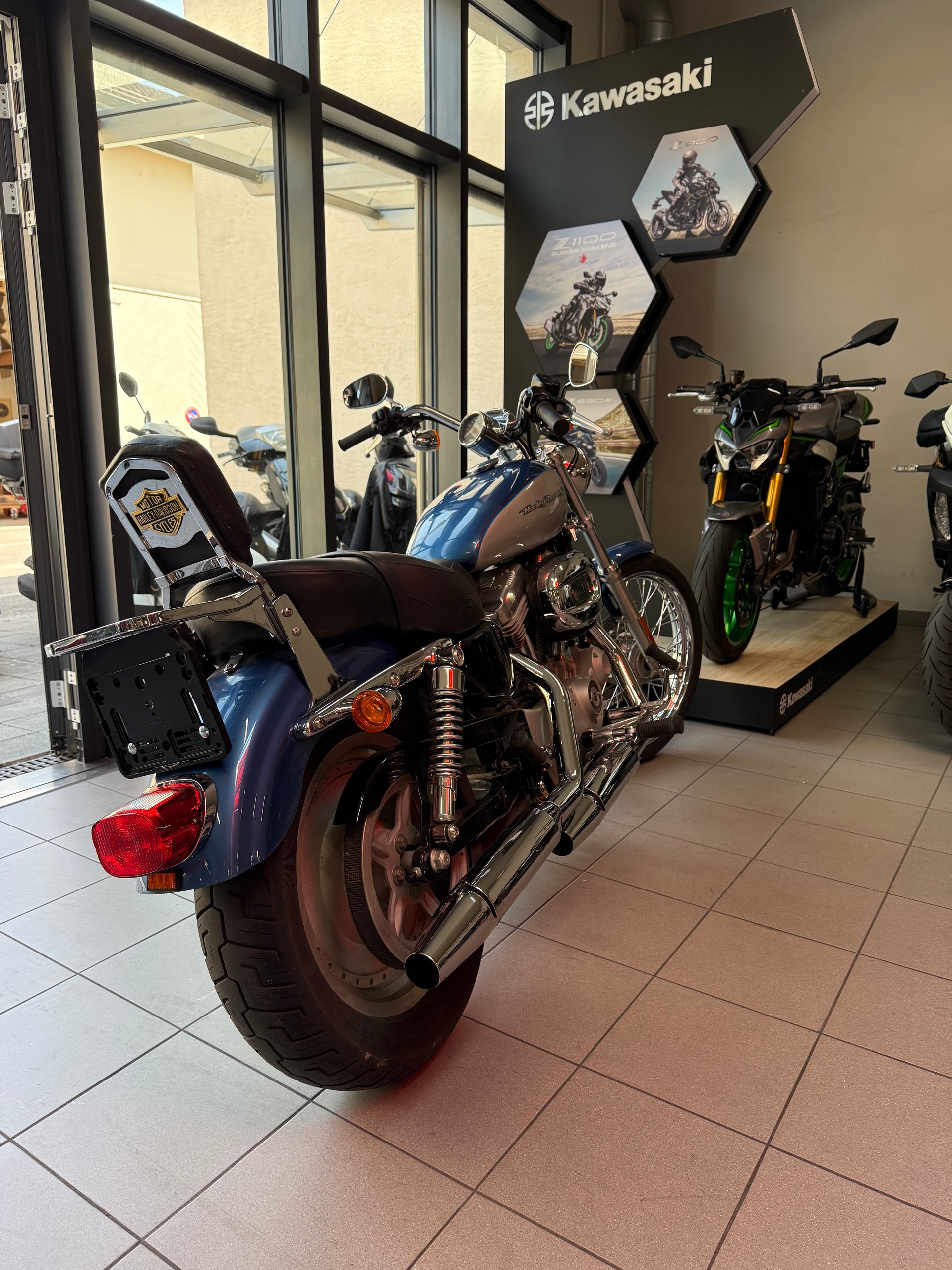 HARLEY-DAVIDSON XL 883 C Sportster Custom-image-4