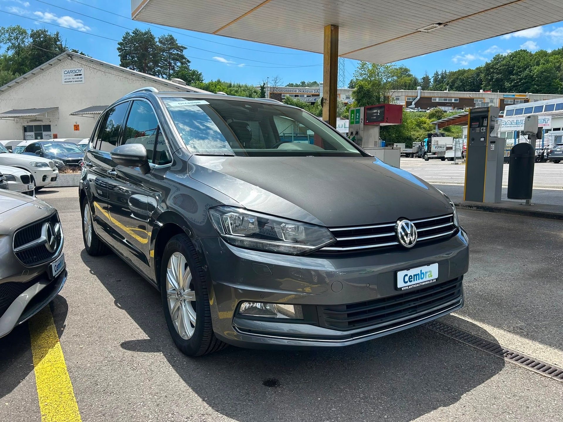 VW Touran 1.4 TSI BlueMotion Technology Highline DSG-image-1