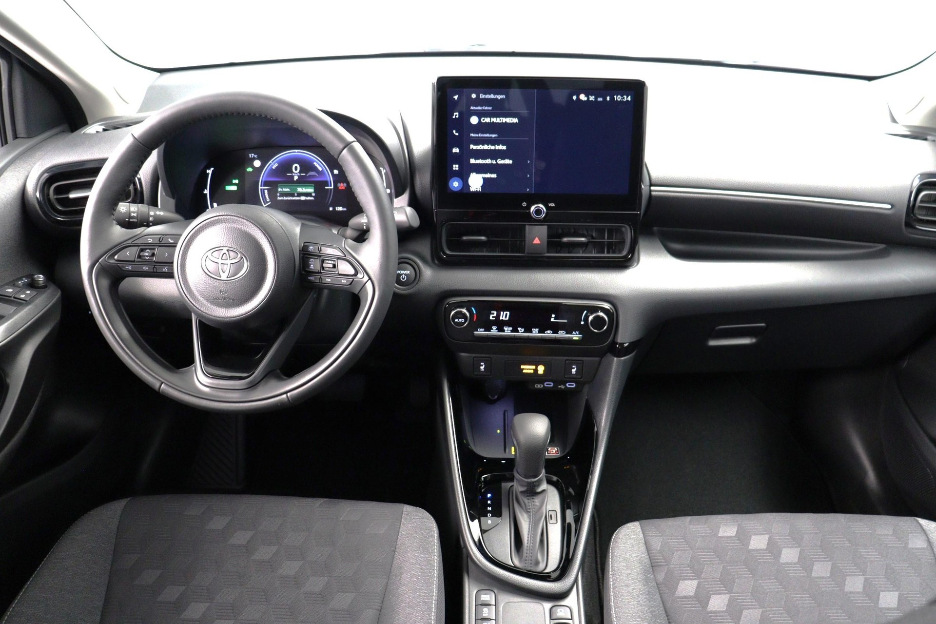 TOYOTA Yaris 1.5 VVT-i HSD Trend-image-9