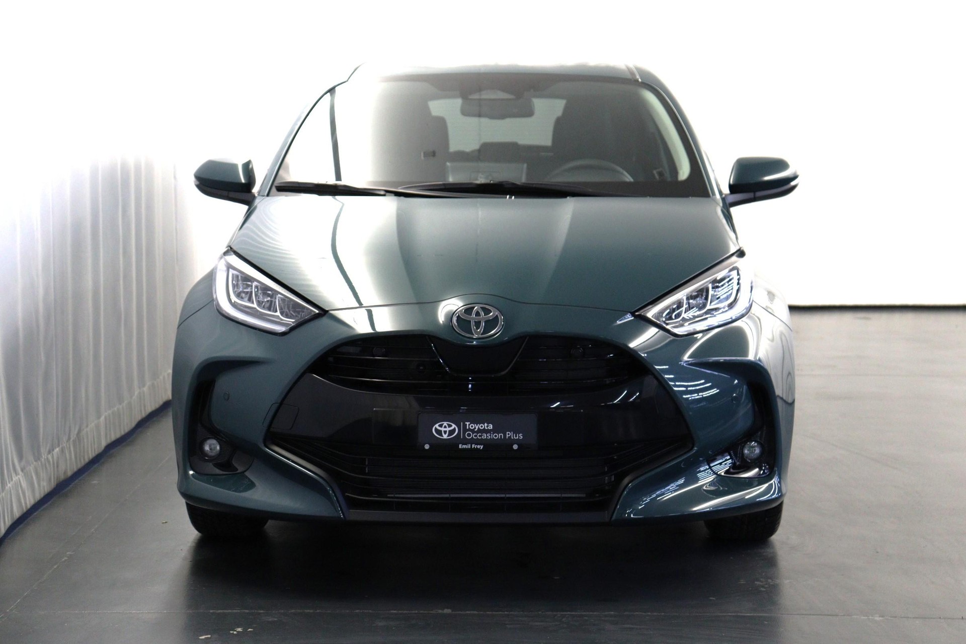 TOYOTA Yaris 1.5 VVT-i HSD Trend-image-10