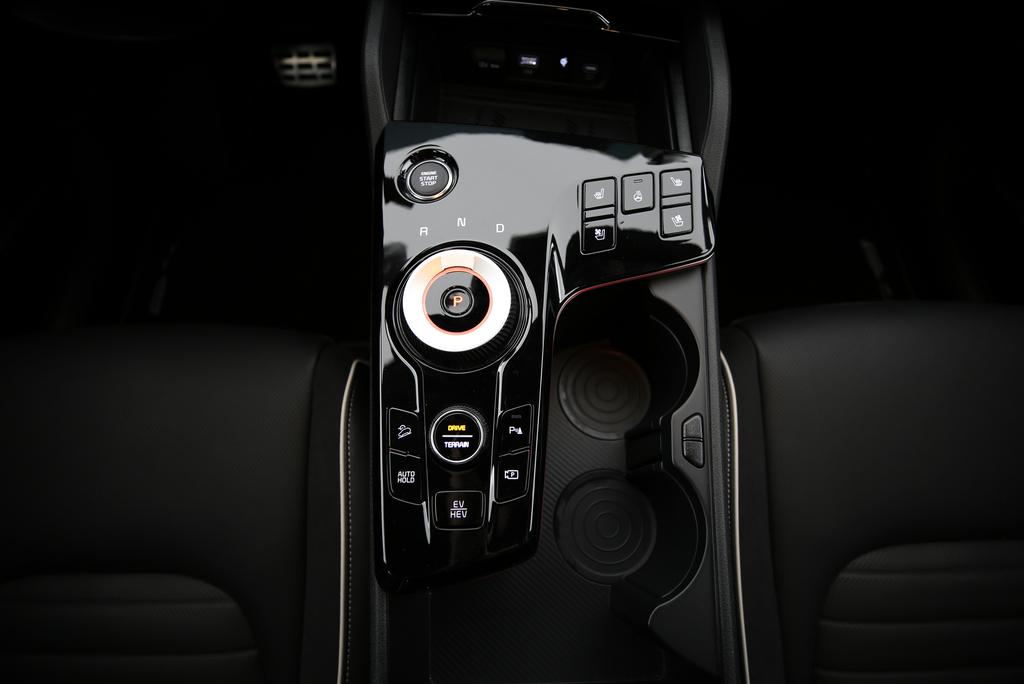 KIA Sportage 1.6 T-GDi PHEV GT-Line-image-9
