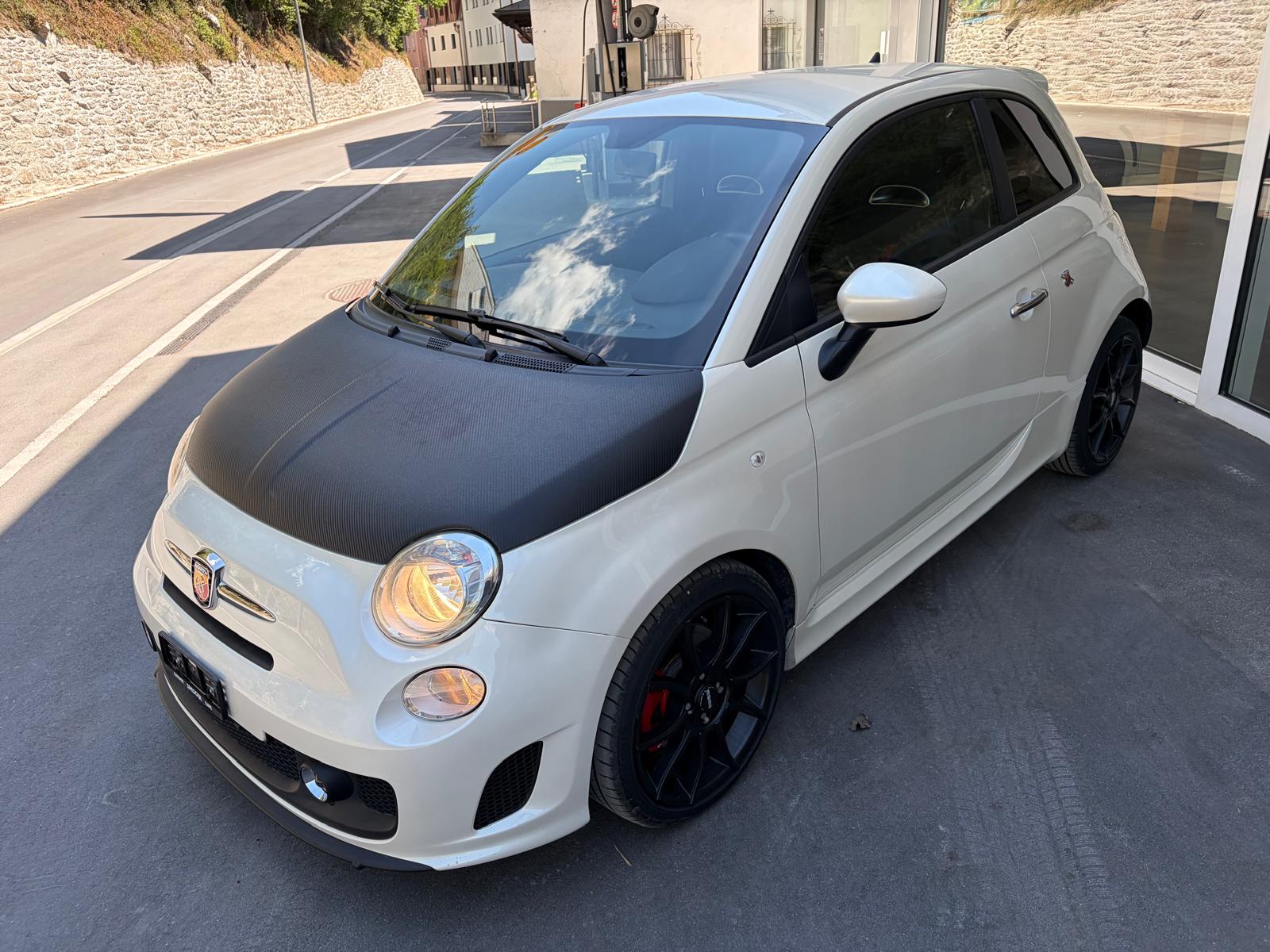 FIAT 500 1.4 16V Turbo Abarth-showroom-element-1