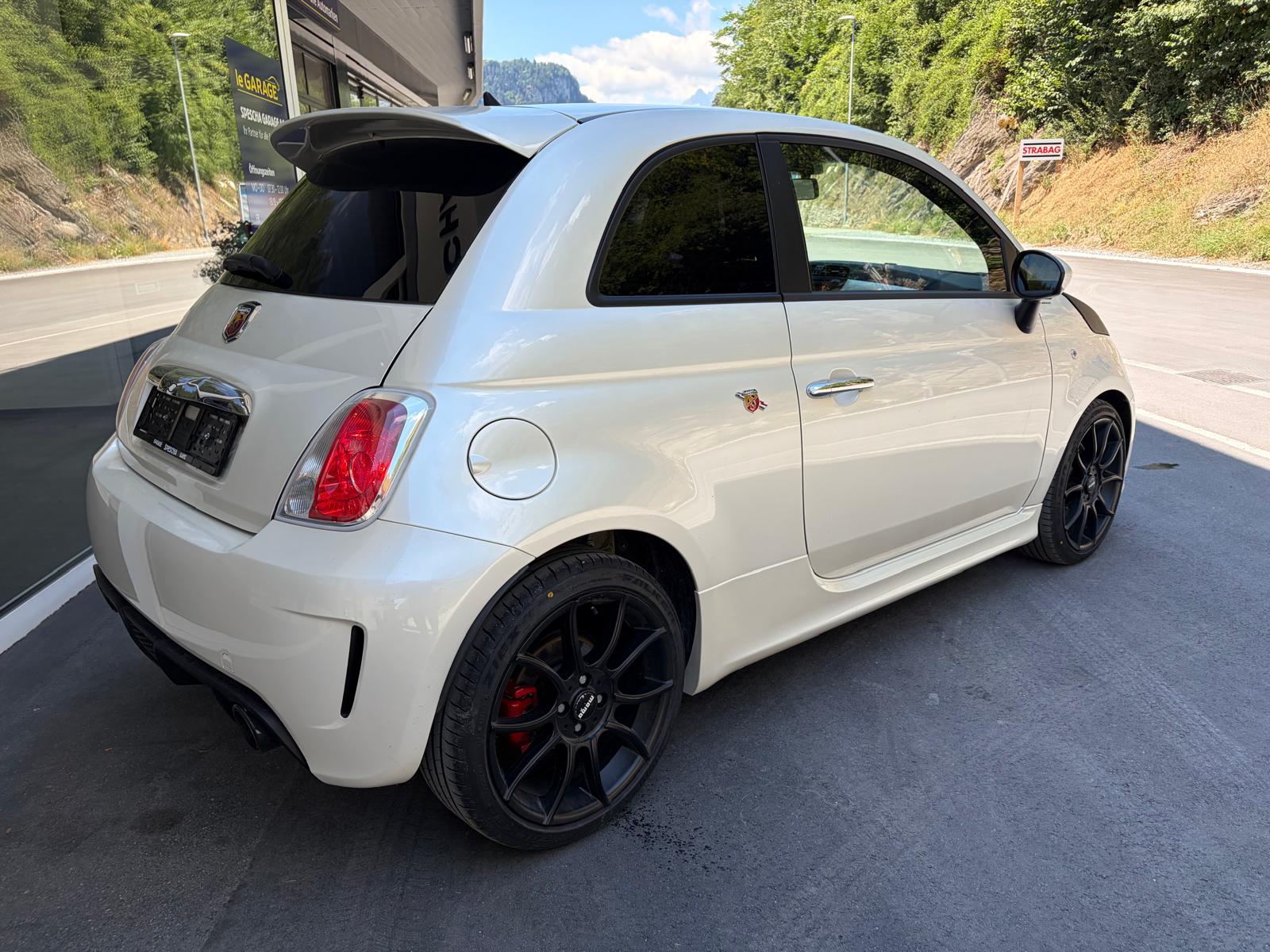 FIAT 500 1.4 16V Turbo Abarth-showroom-element-3
