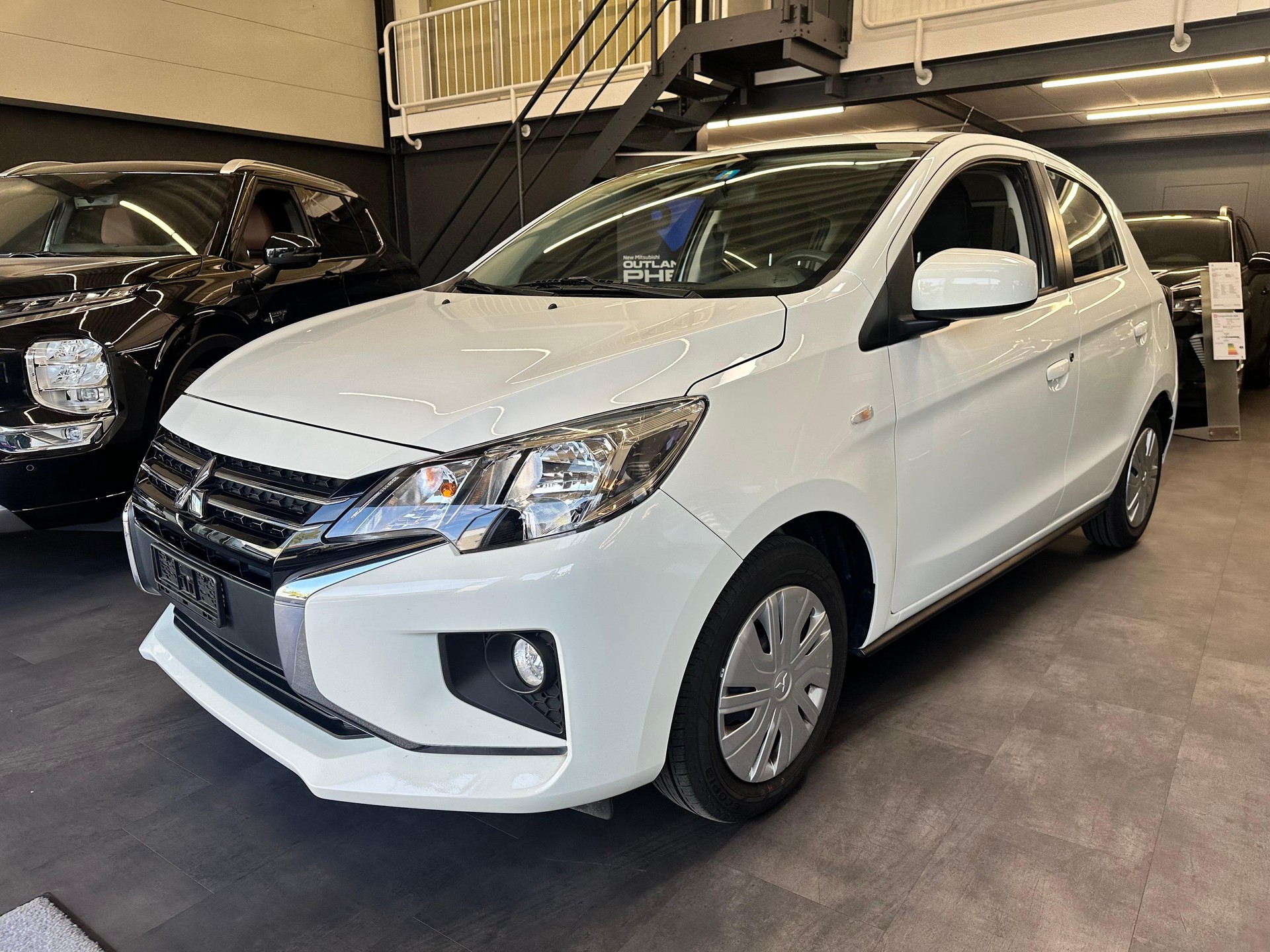 MITSUBISHI Space Star 1.2 MIVEC Pure-image-0