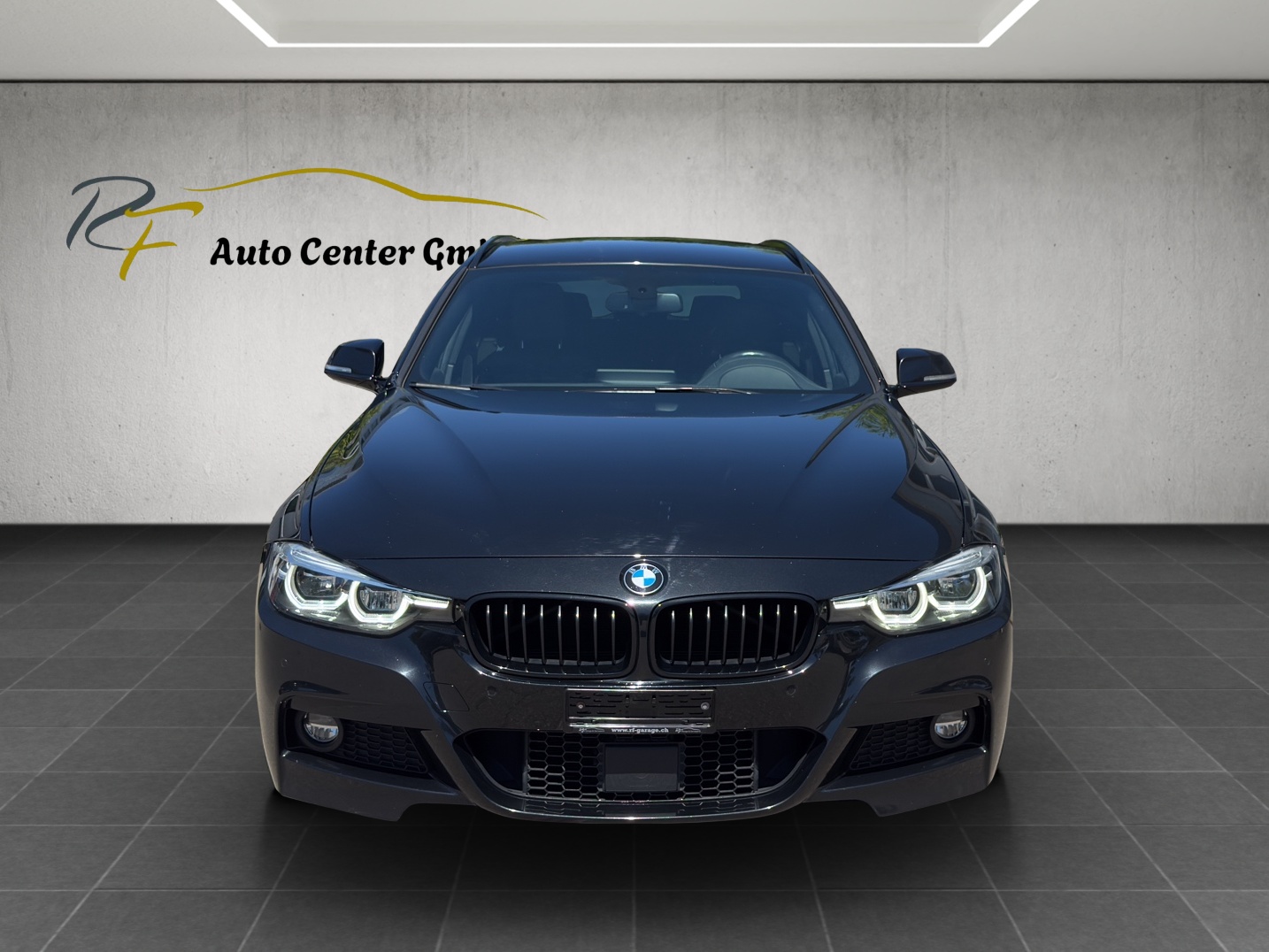 BMW 320i xDrive Touring Edition M Sport Steptronic-image-0