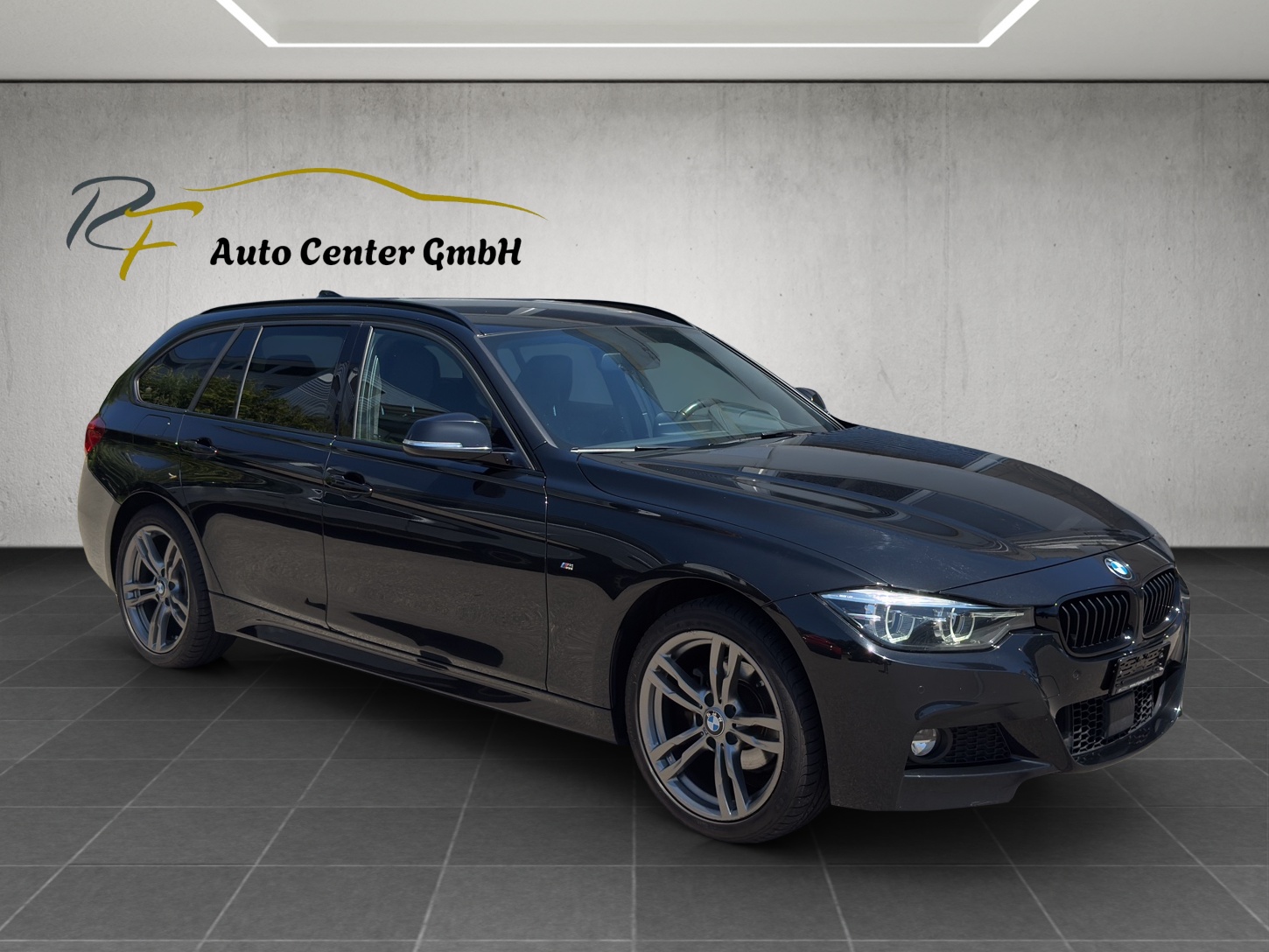 BMW 320i xDrive Touring Edition M Sport Steptronic-image-2