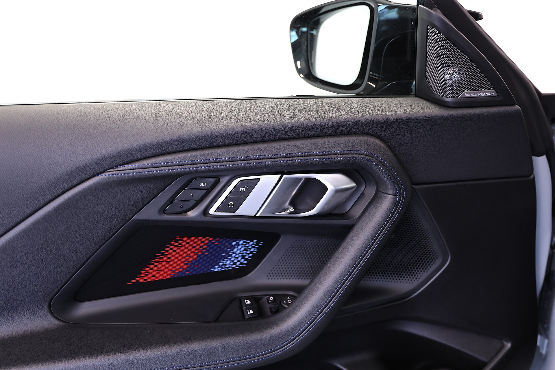 BMW M240i xDrive M Sport Pro Steptronic-image-12