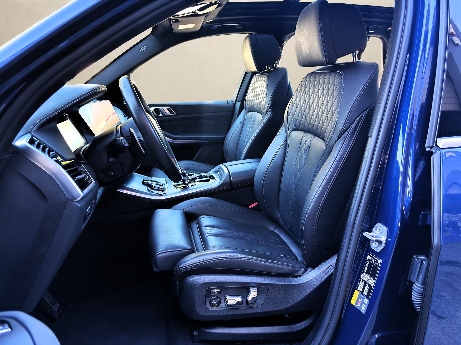 BMW X5 xDrive 45e❗M Sport❗Steptronic ✅CH-Fahrzeug & 8-fach bereift auf ALU & Gratis-Service✅-image-8