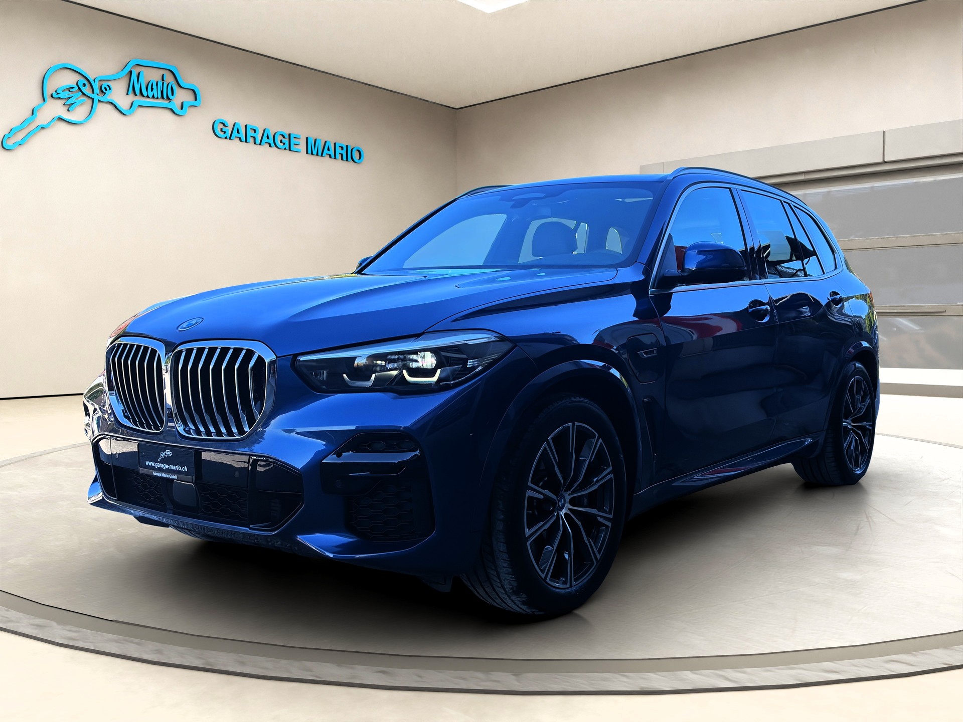 BMW X5 xDrive 45e❗M Sport❗Steptronic ✅CH-Fahrzeug & 8-fach bereift auf ALU & Gratis-Service✅-image-2