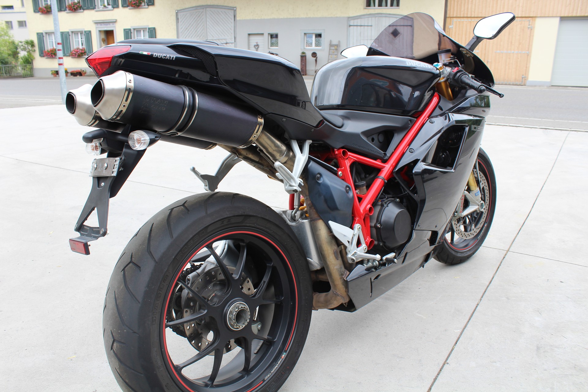 DUCATI 1098 S-image-3