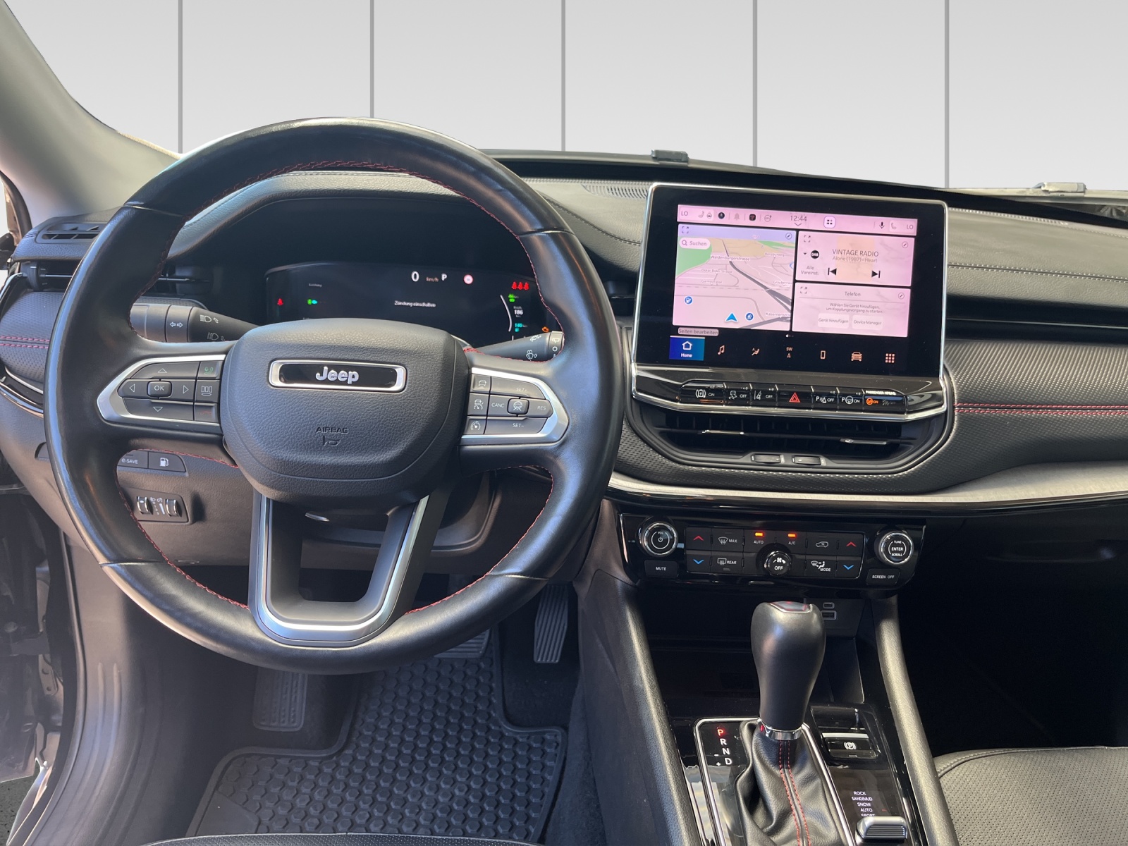 JEEP Compass 1.3 T PHEV Trailhawk Sky AWD-image-7