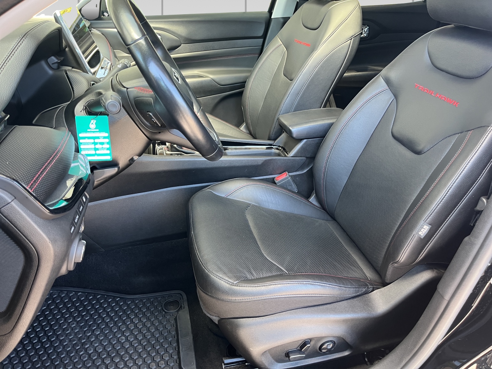 JEEP Compass 1.3 T PHEV Trailhawk Sky AWD-image-6