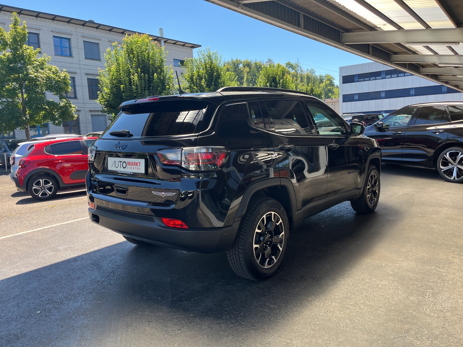 JEEP Compass 1.3 T PHEV Trailhawk Sky AWD-image-4