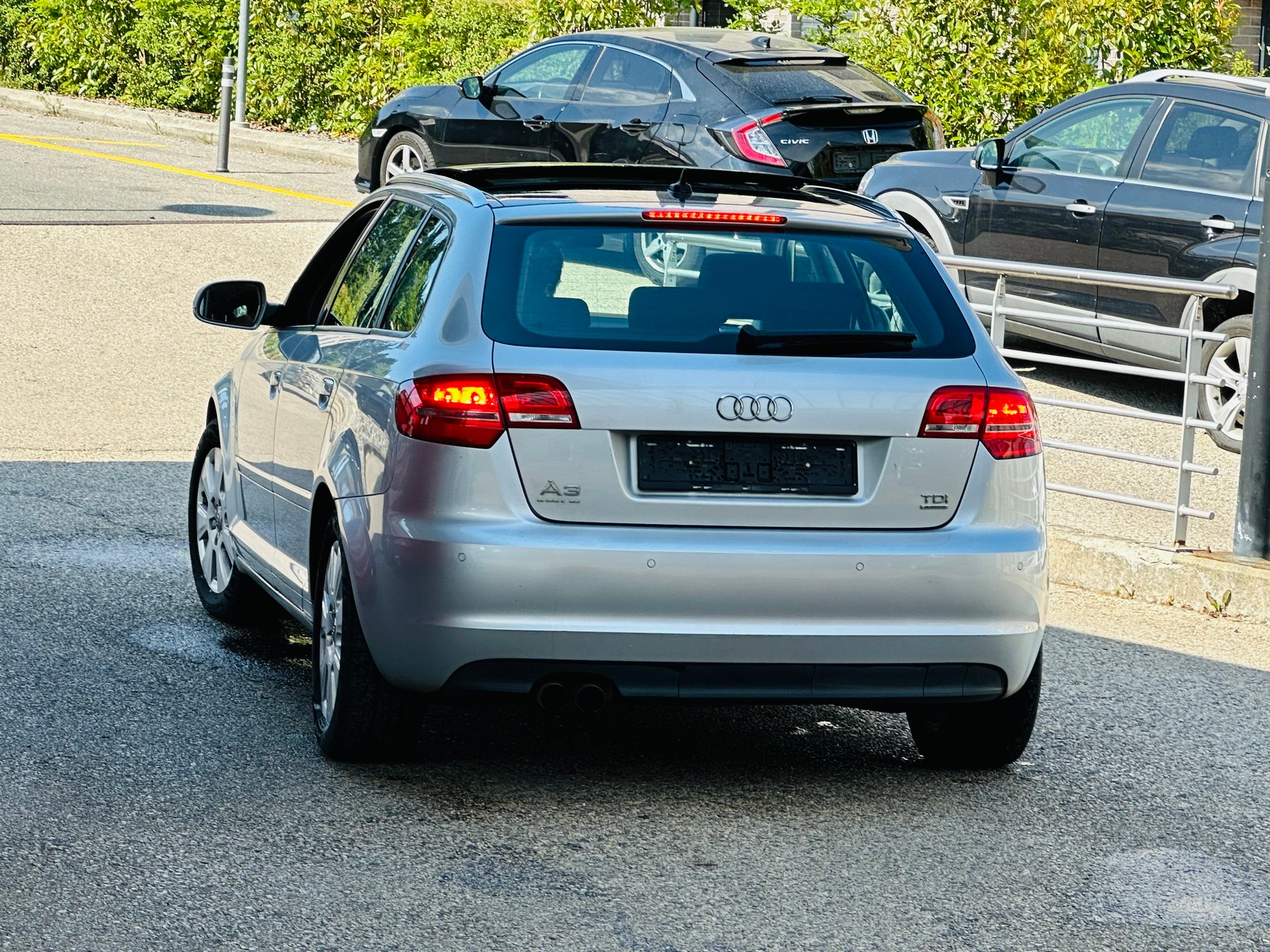 AUDI A3 Sportback 2.0 TDI Attraction quattro-image-6