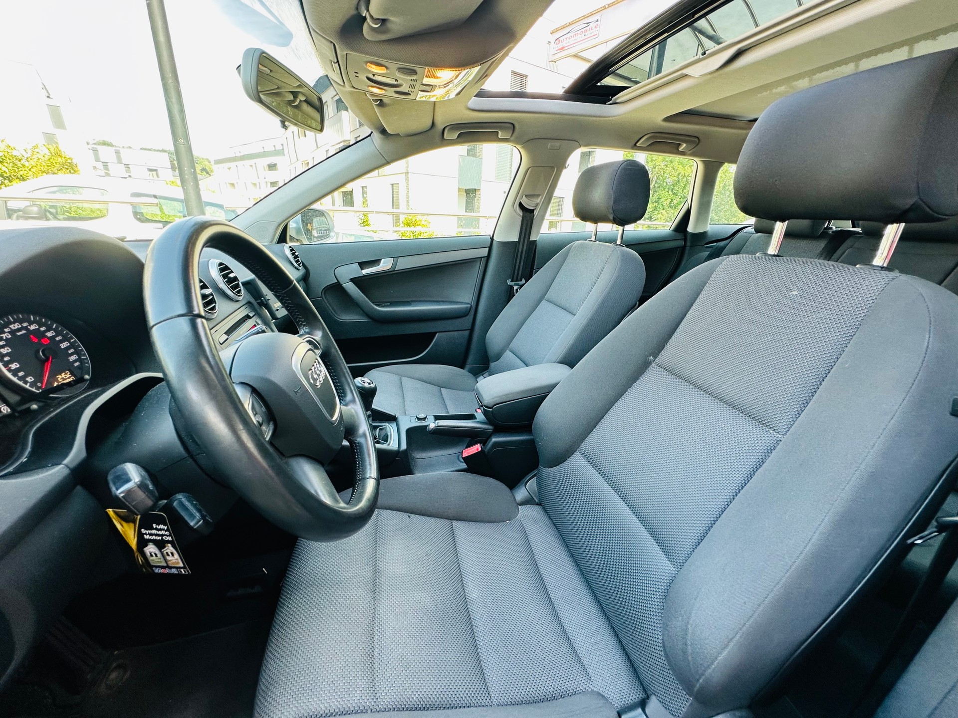 AUDI A3 Sportback 2.0 TDI Attraction quattro-image-10