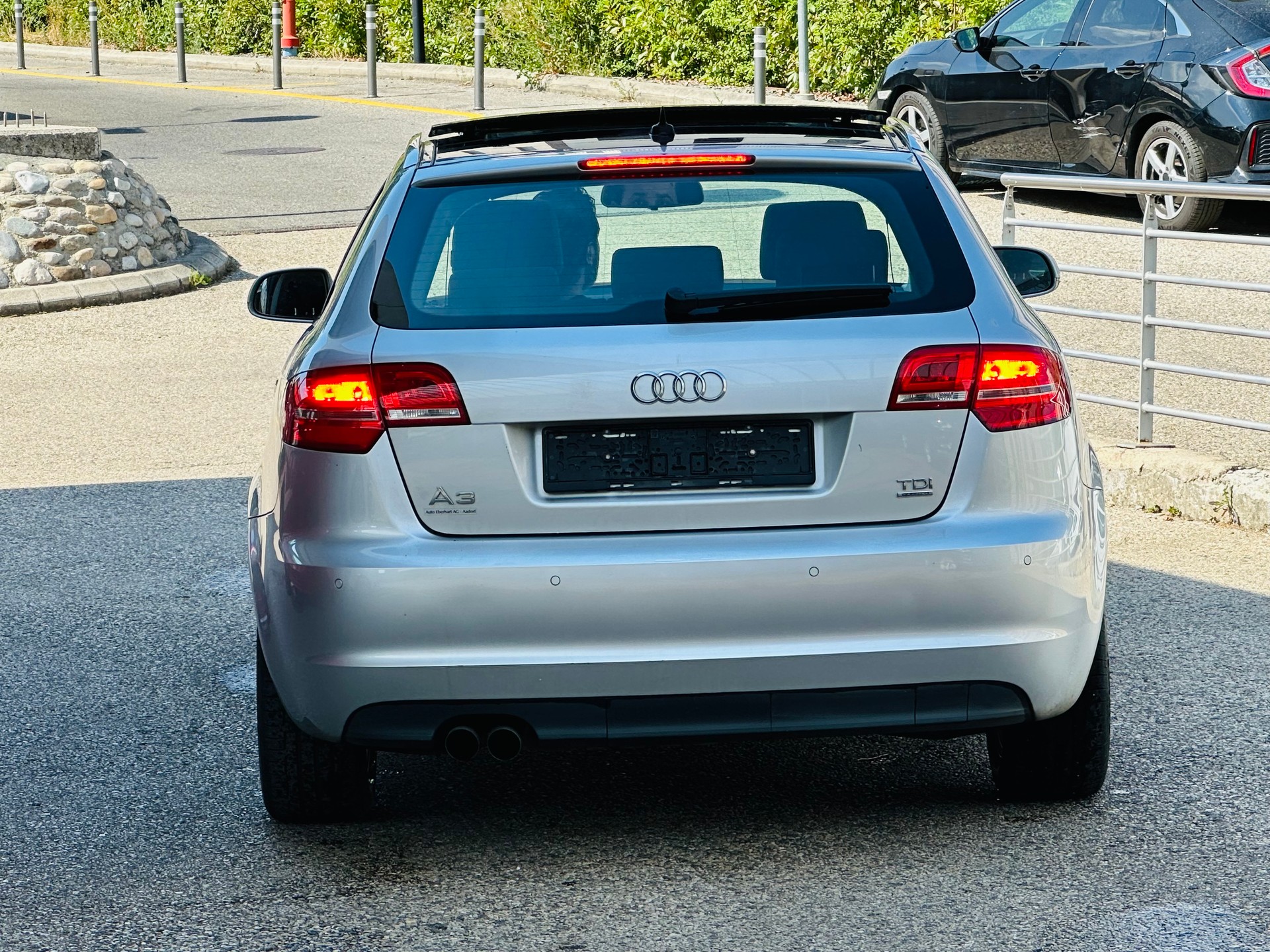 AUDI A3 Sportback 2.0 TDI Attraction quattro-image-8