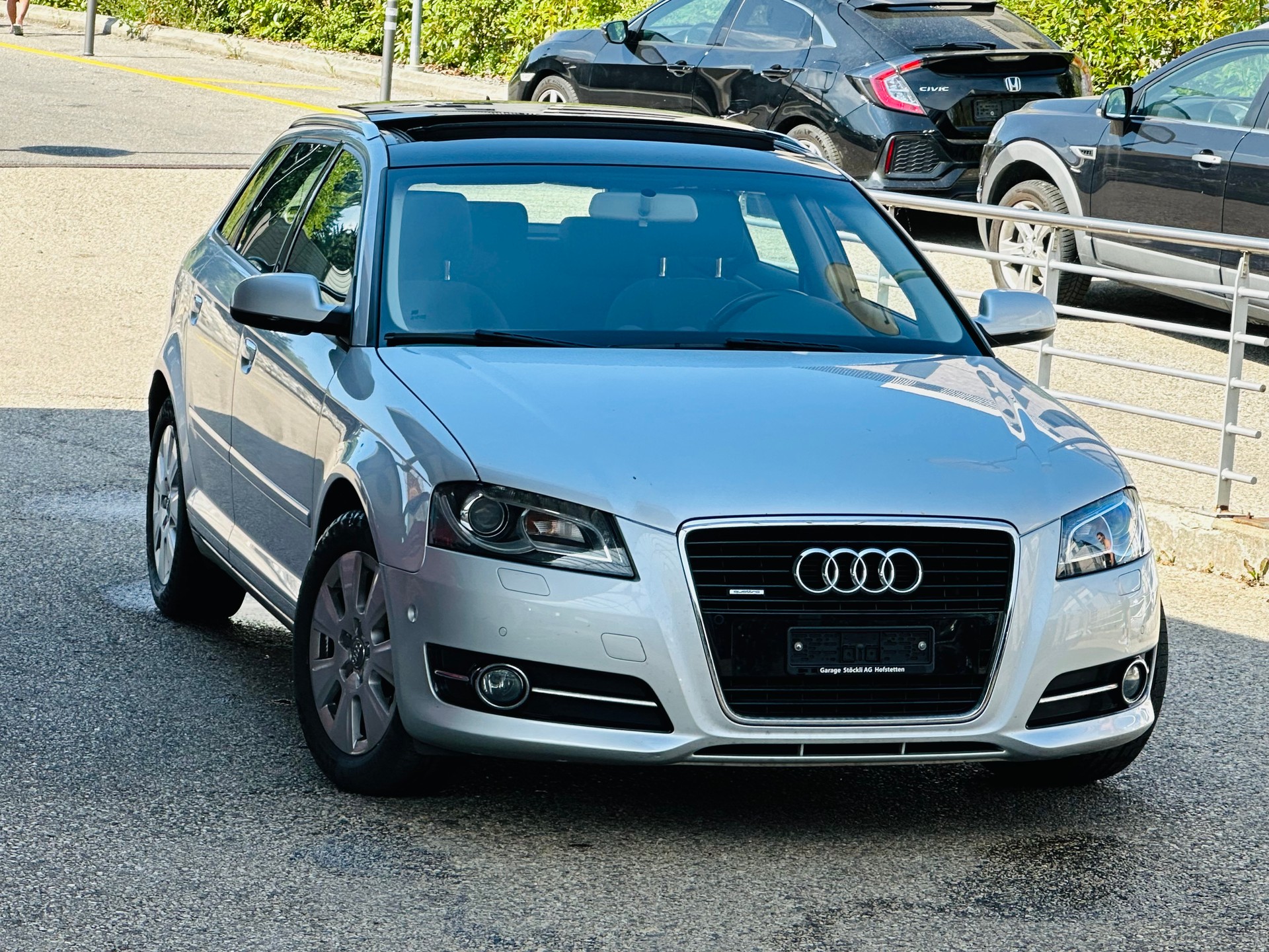 AUDI A3 Sportback 2.0 TDI Attraction quattro-image-1