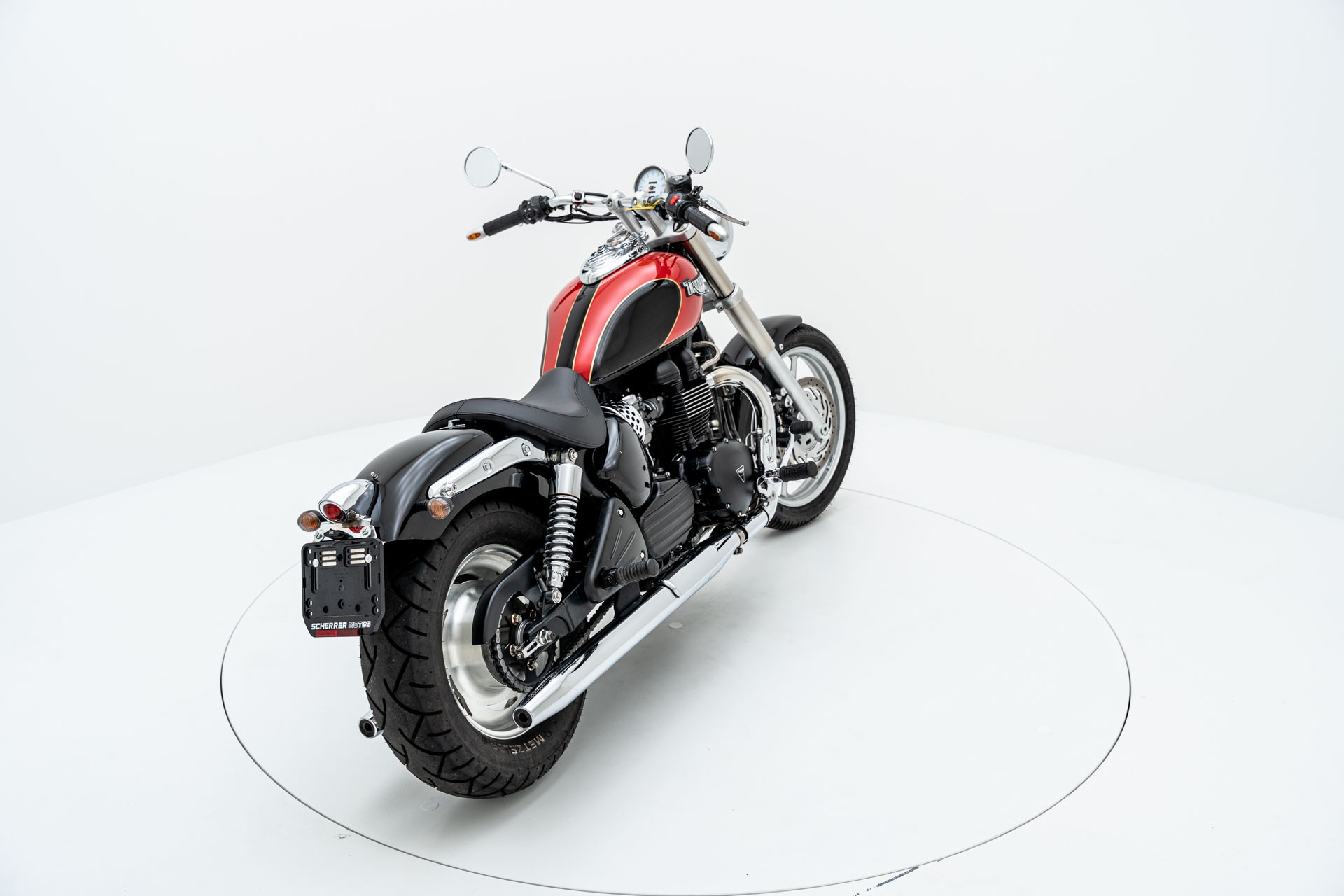 TRIUMPH Speedmaster 900-showroom-element-3