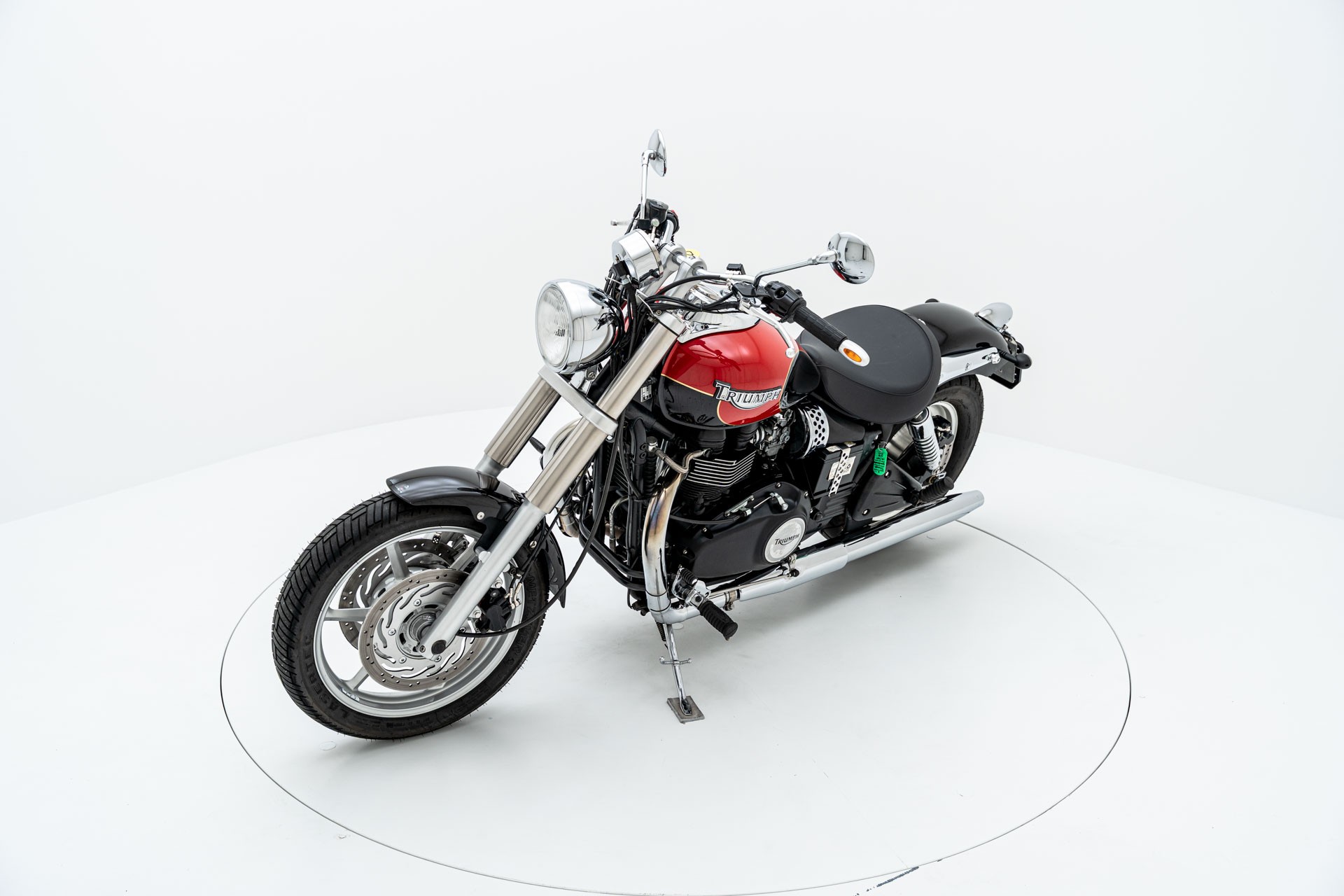 TRIUMPH Speedmaster 900-showroom-element-2