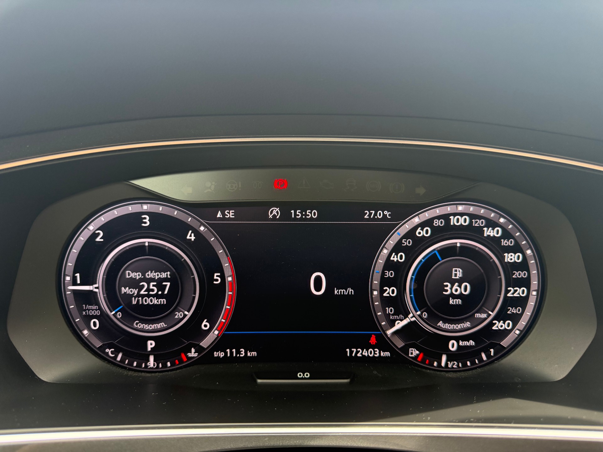 VW Tiguan 2.0 TDI SCR Comfortline 4Motion DSG-image-13
