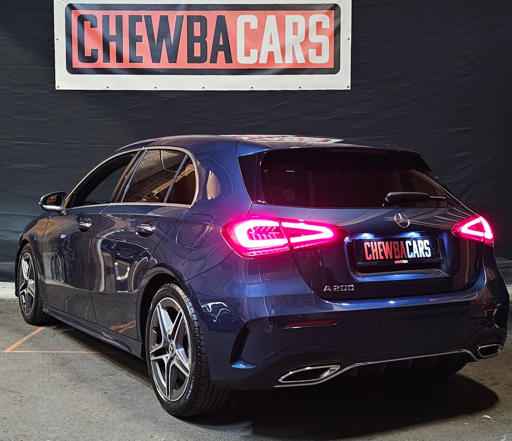 MERCEDES-BENZ A 200 AMG Line 7G-DCT-image-10
