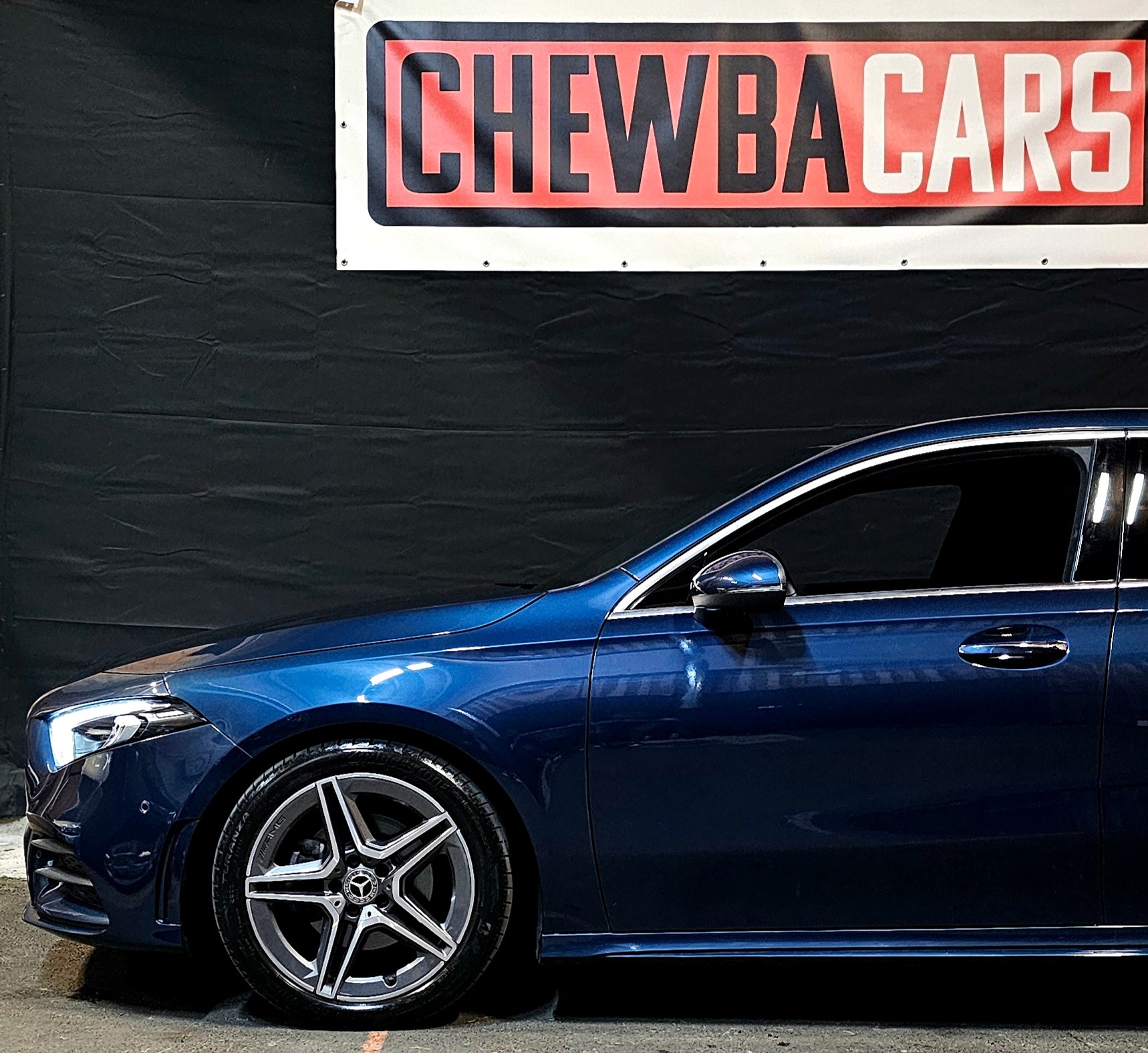 MERCEDES-BENZ A 200 AMG Line 7G-DCT-image-2
