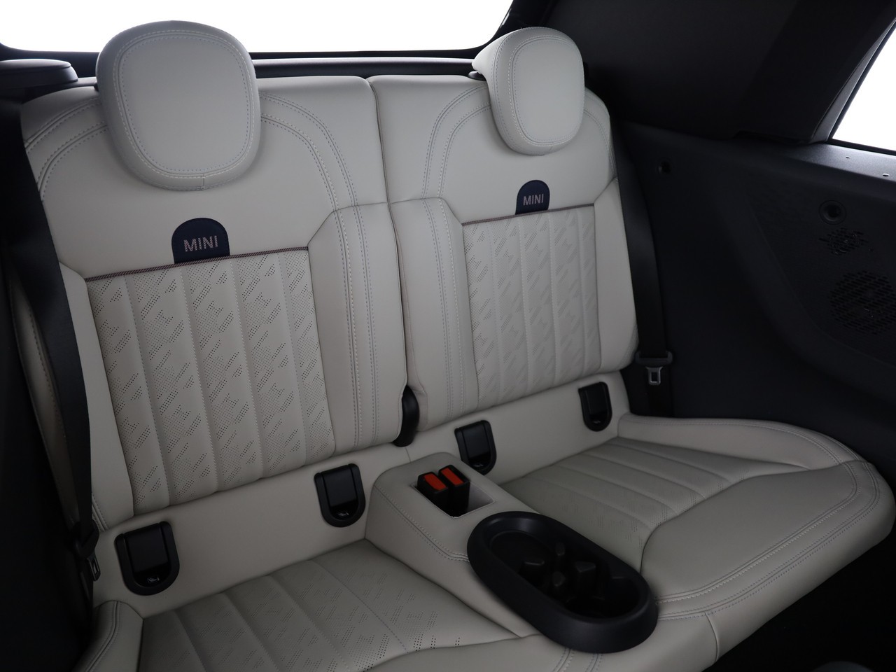 MINI Cooper S Cabriolet DKG-image-16