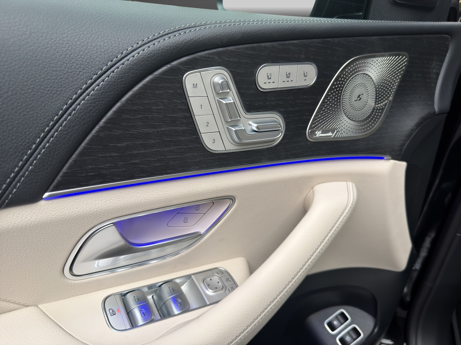 MERCEDES-BENZ GLE 400 e 4MATIC with EQ-Star Hybrid-image-10